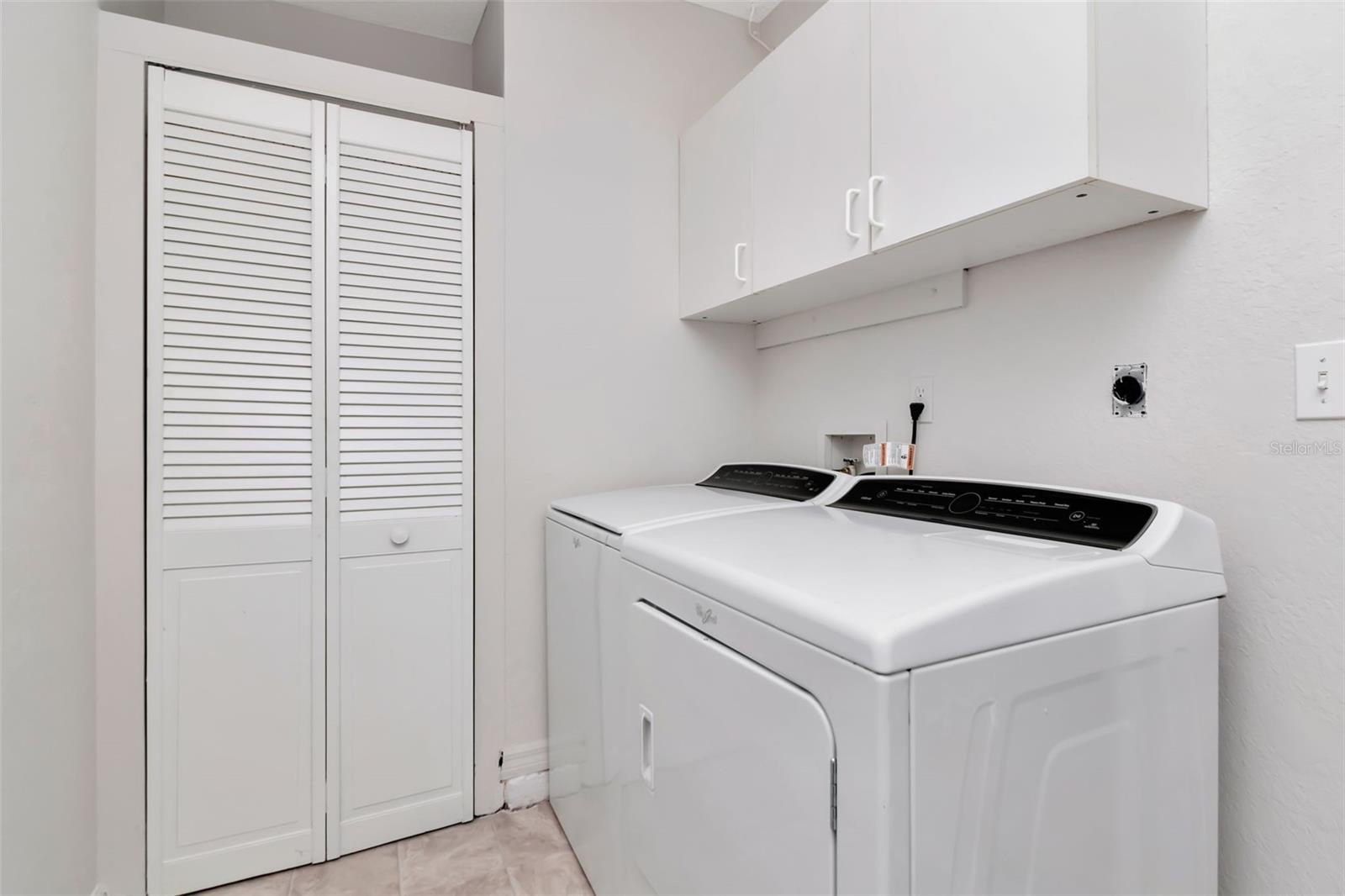 Image 22 of 41 For 4127 Brentwood Park Circle