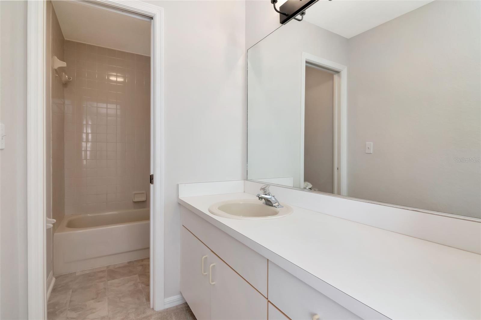 Image 31 of 41 For 4127 Brentwood Park Circle