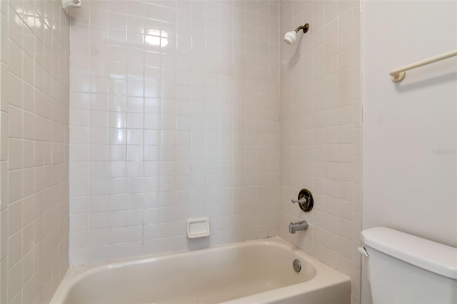 Image 32 of 41 For 4127 Brentwood Park Circle