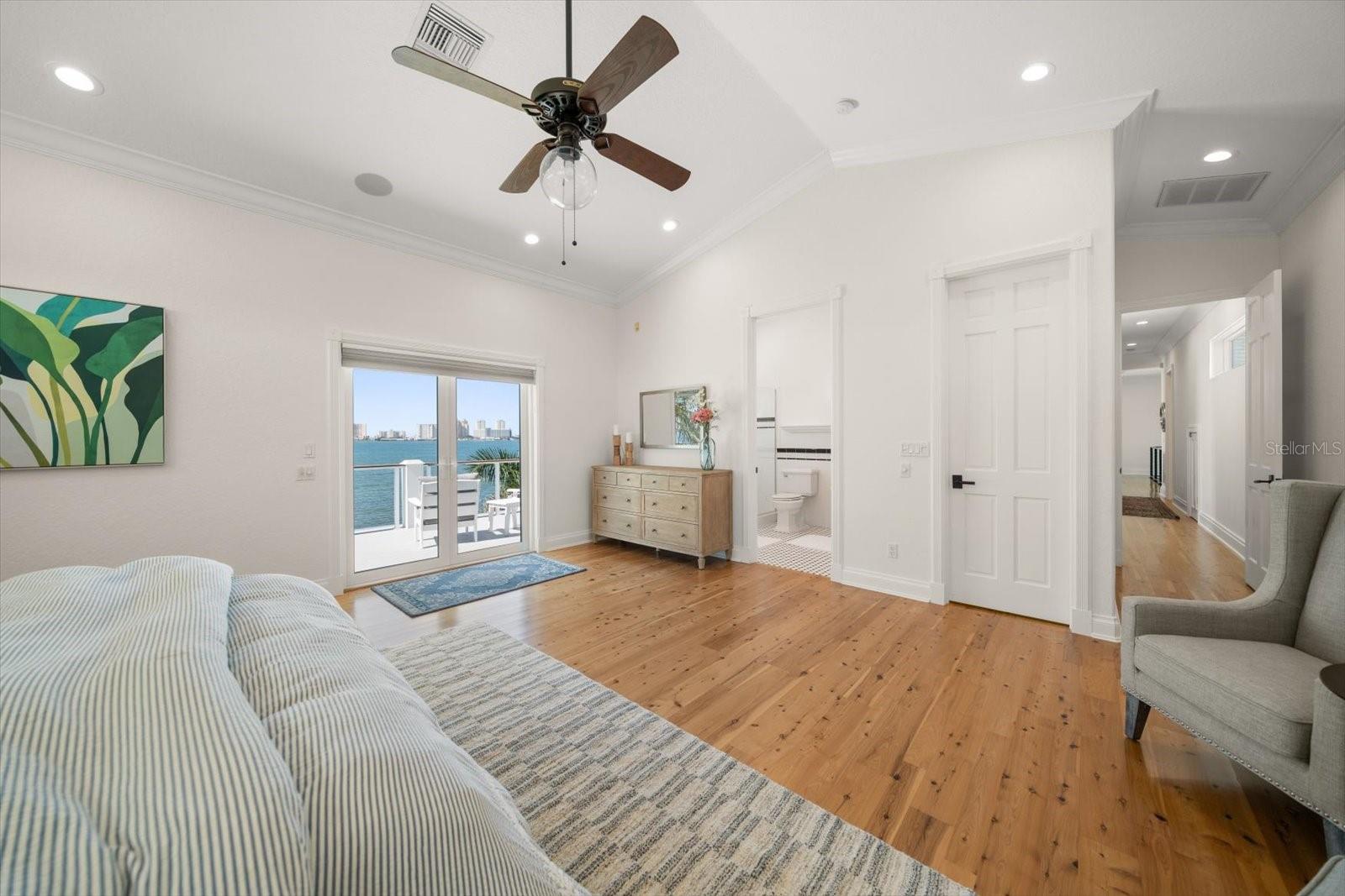 Image 55 of 100 For 418 St Andrews Drive