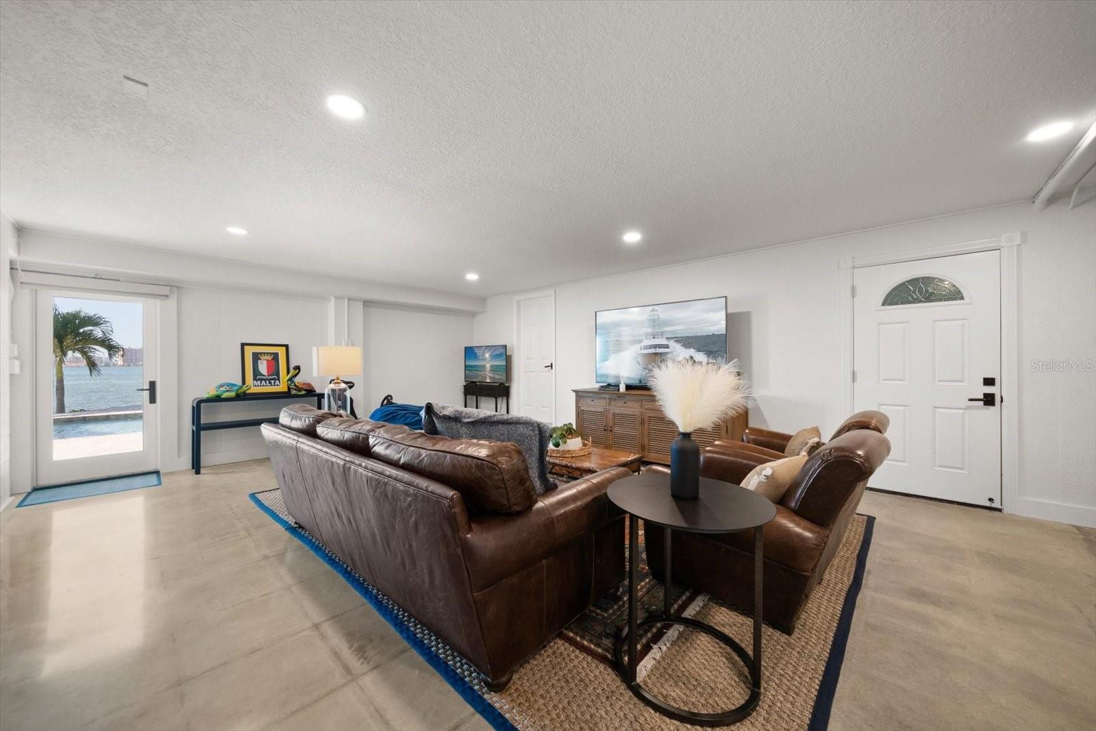 Image 61 of 100 For 418 St Andrews Drive