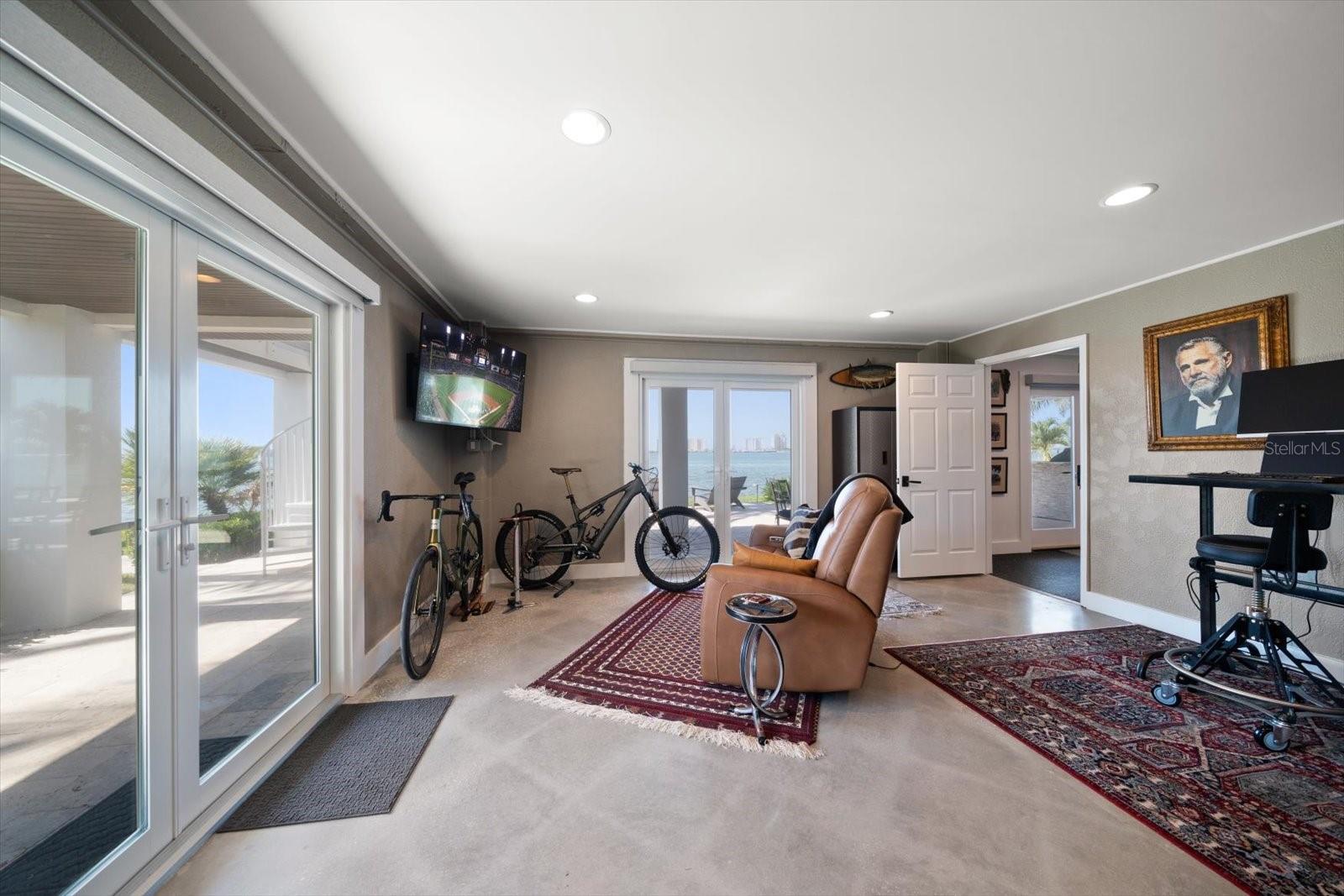 Image 65 of 100 For 418 St Andrews Drive