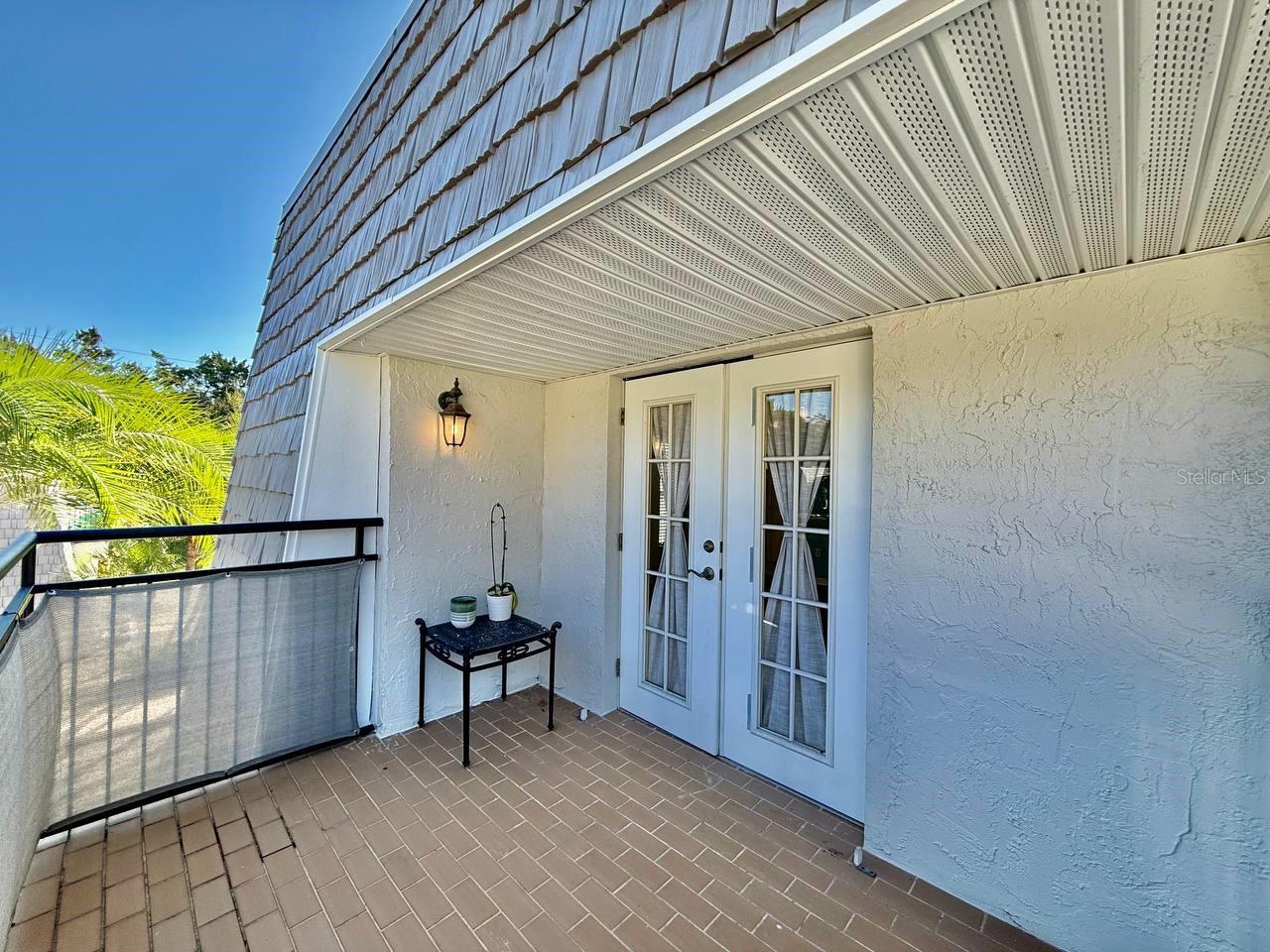 Image 25 of 33 For 704 Lyndhurst Street 624