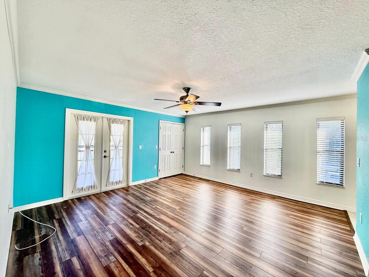 Image 8 of 33 For 704 Lyndhurst Street 624