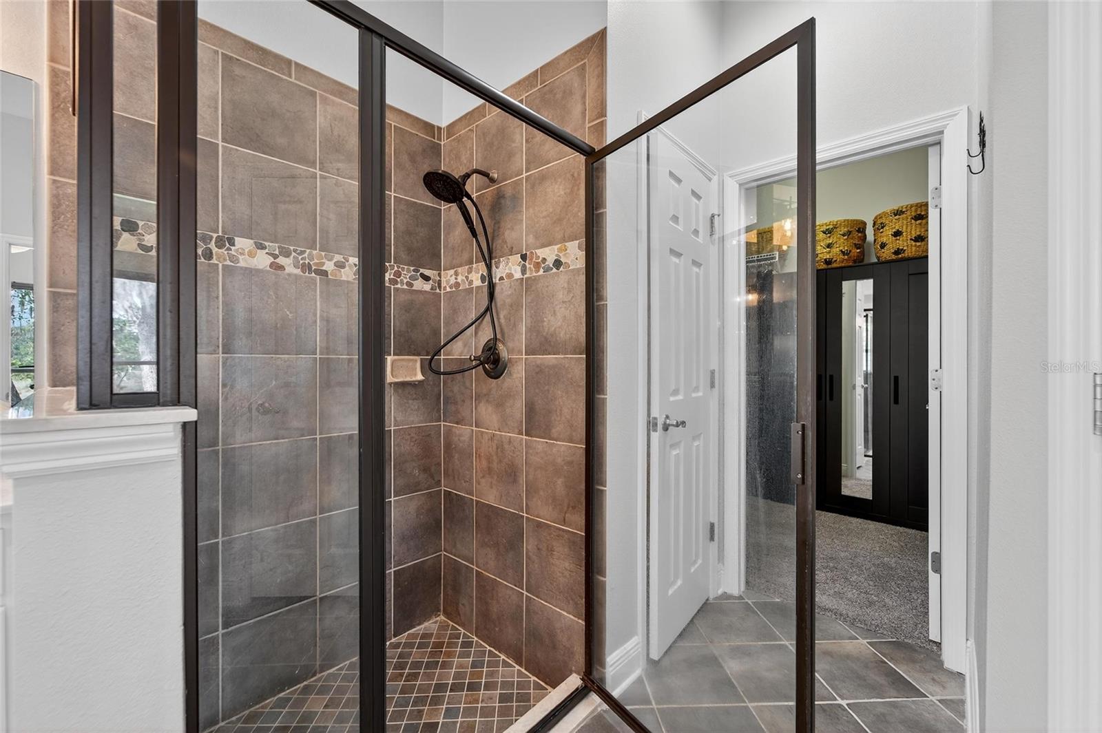 Image 49 of 88 For 16022 Ternglade Drive