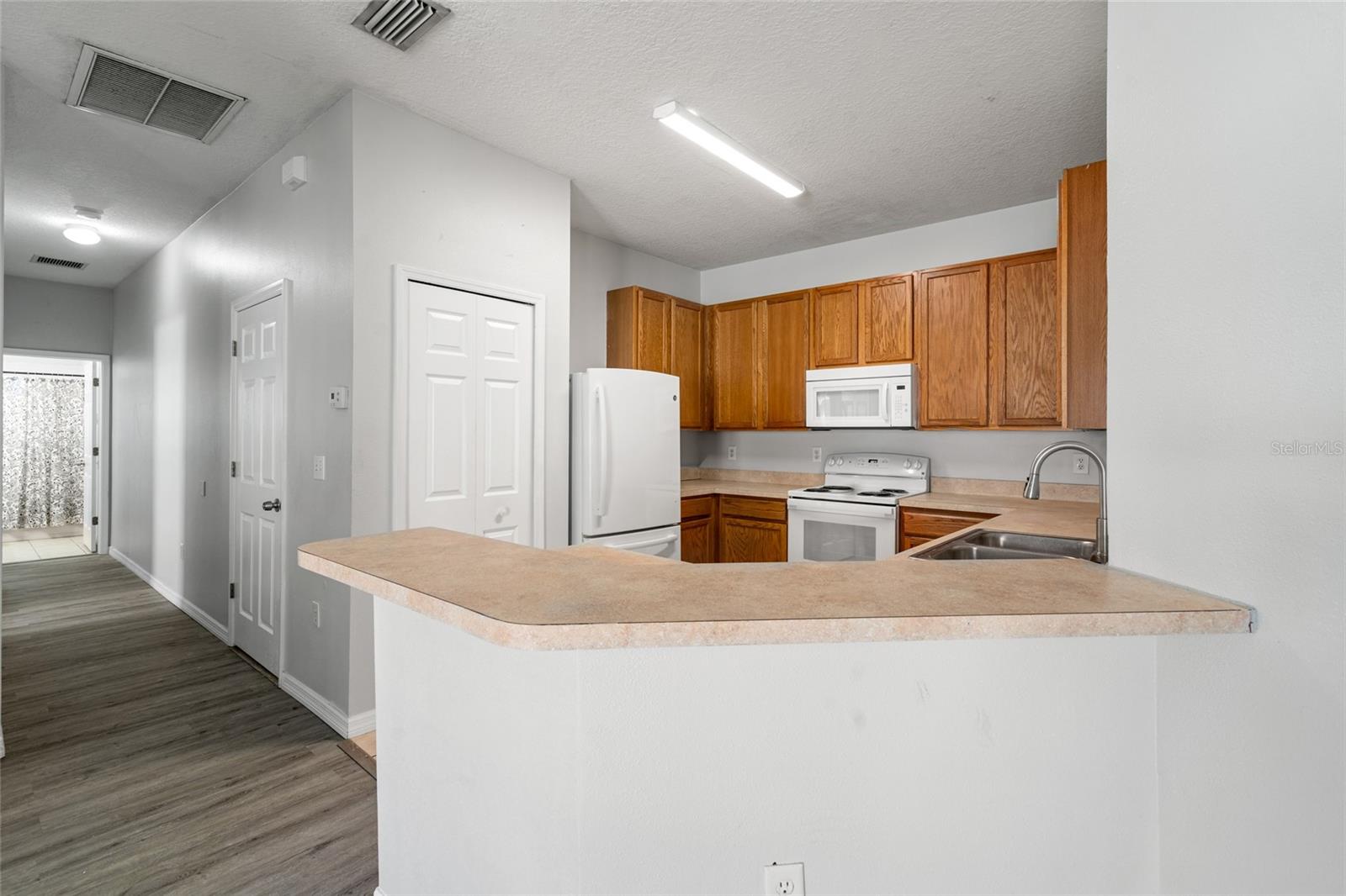 Image 11 of 40 For 5727 Autumn Shire Drive