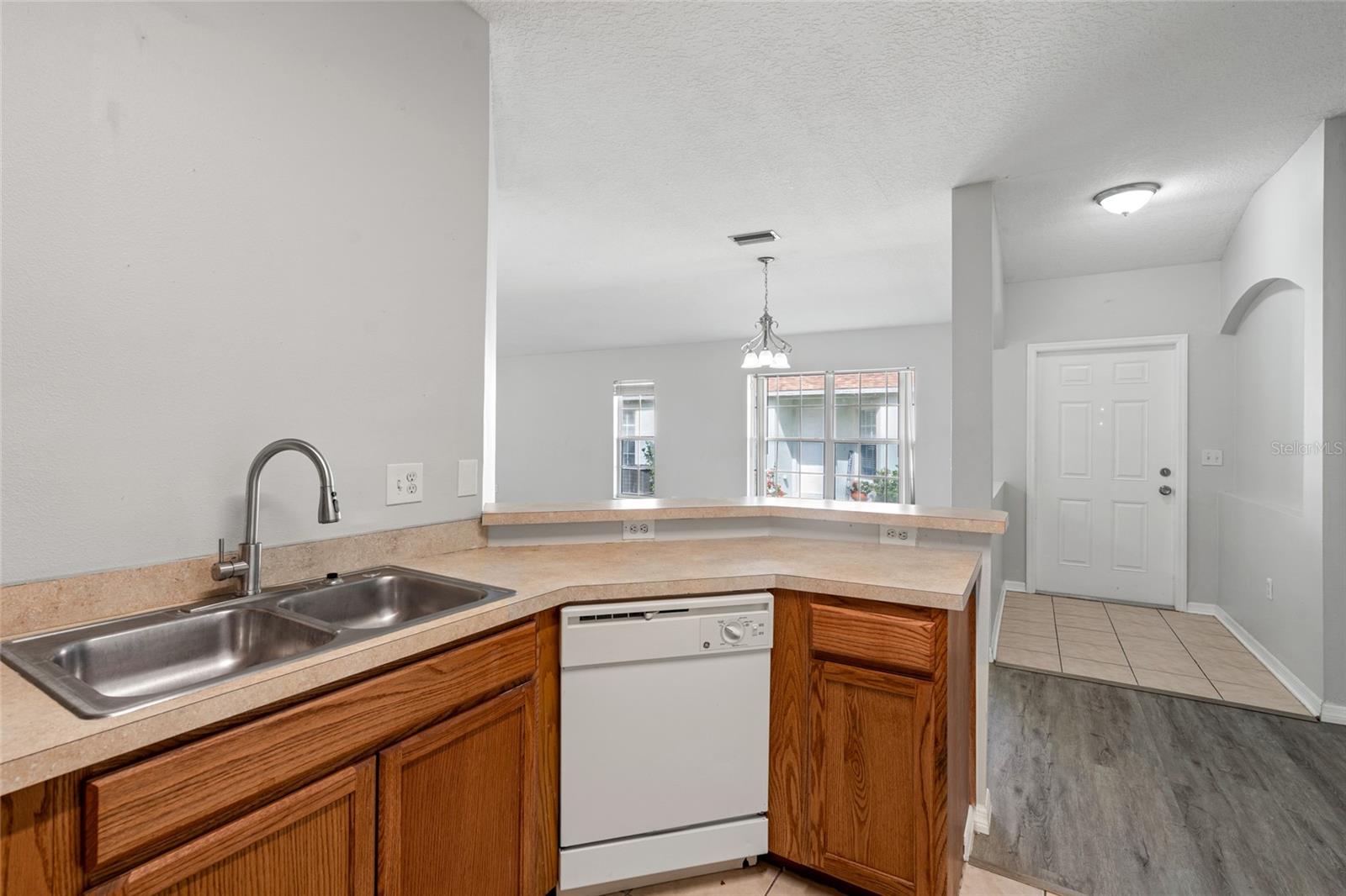 Image 12 of 40 For 5727 Autumn Shire Drive