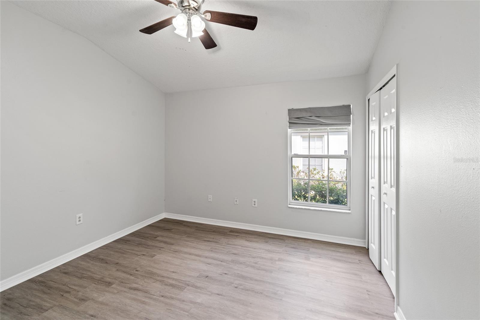 Image 14 of 40 For 5727 Autumn Shire Drive