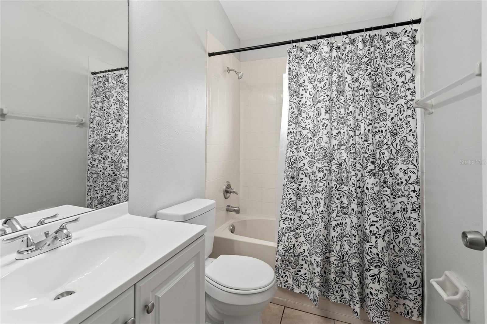 Image 15 of 40 For 5727 Autumn Shire Drive