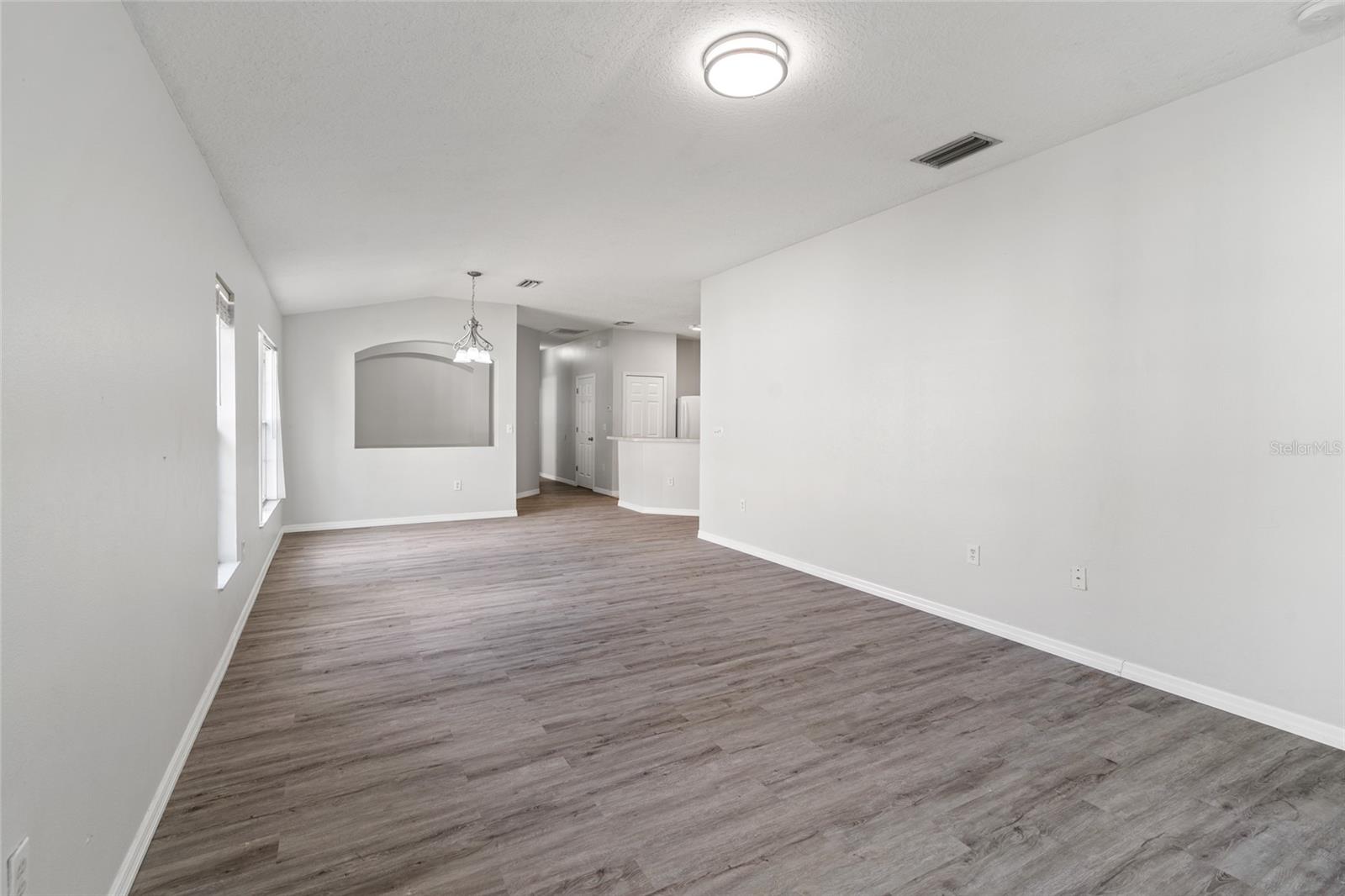 Image 19 of 40 For 5727 Autumn Shire Drive