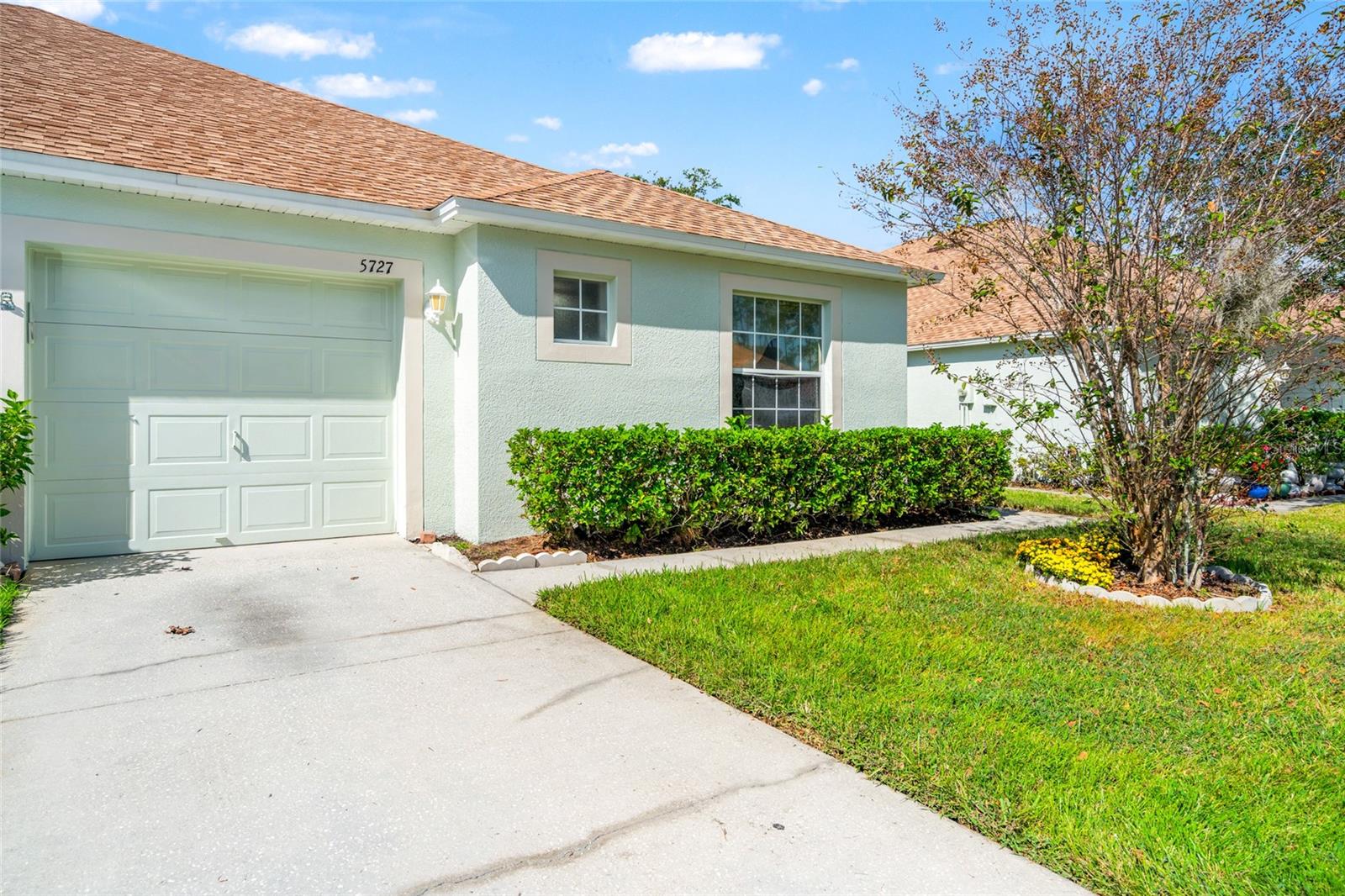 Image 8 of 40 For 5727 Autumn Shire Drive