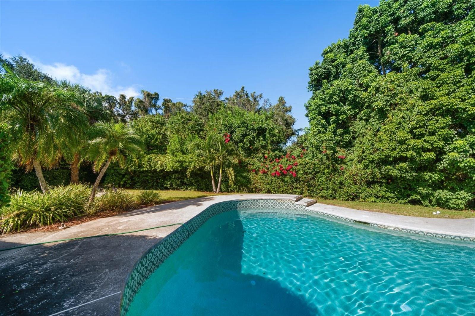 Image 45 of 66 For 308 Eastleigh Drive