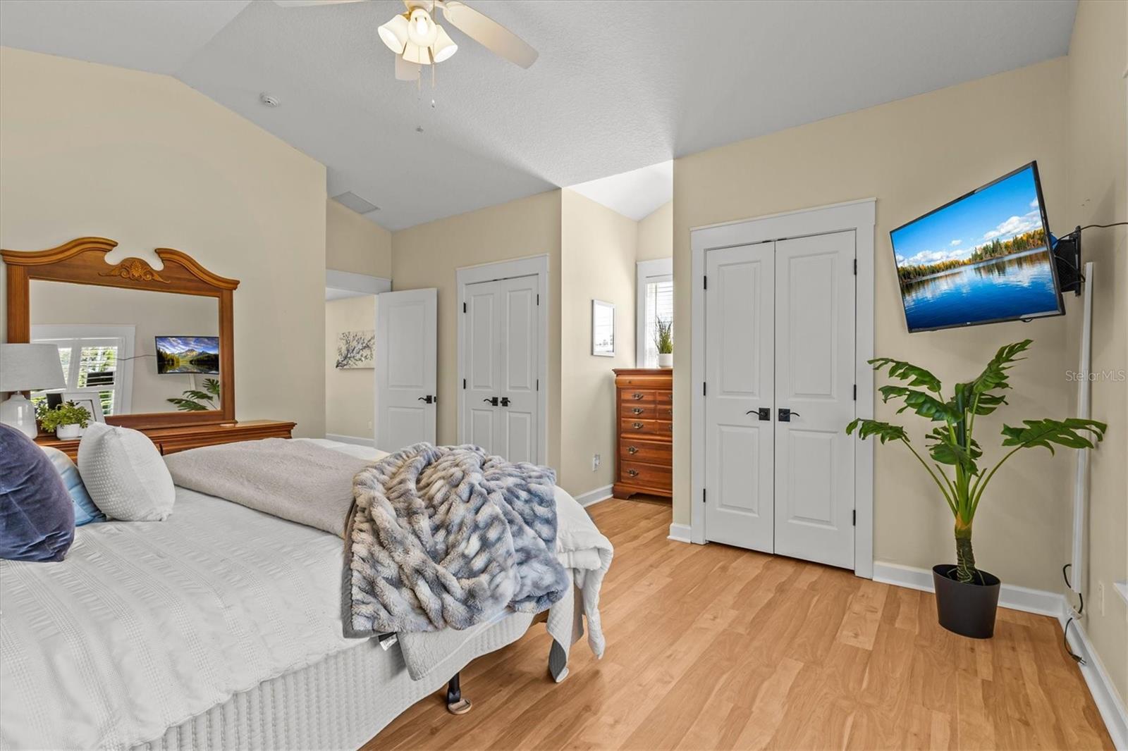 Image 74 of 97 For 1859 Fish Hatchery Court