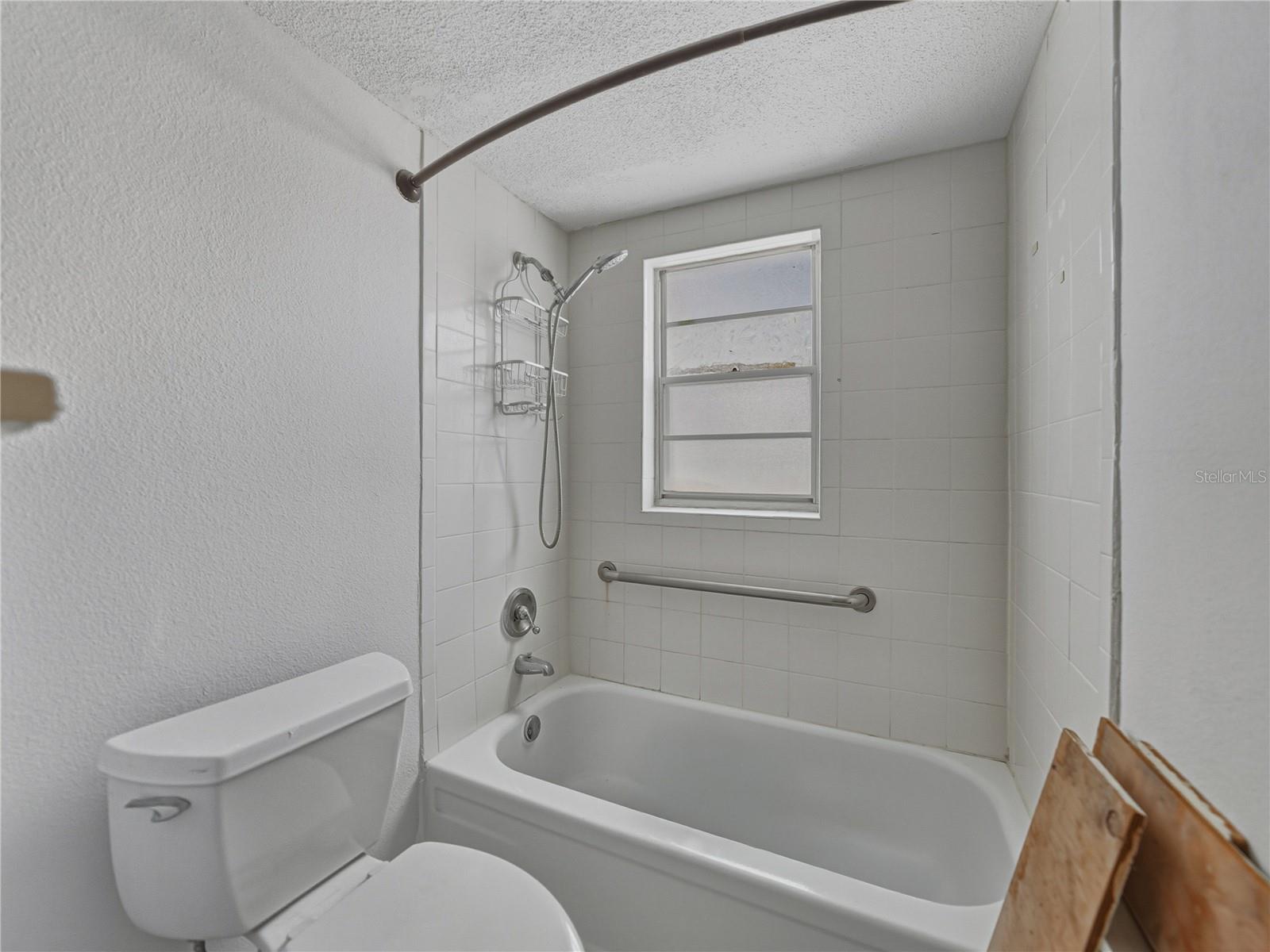 Image 18 of 63 For 1170 Rue Des Chateaux  1a