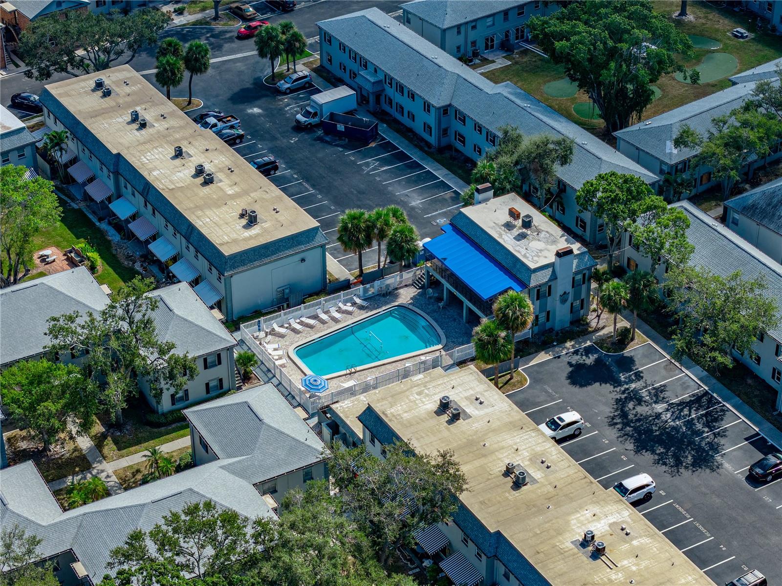 Image 28 of 63 For 1170 Rue Des Chateaux  1a