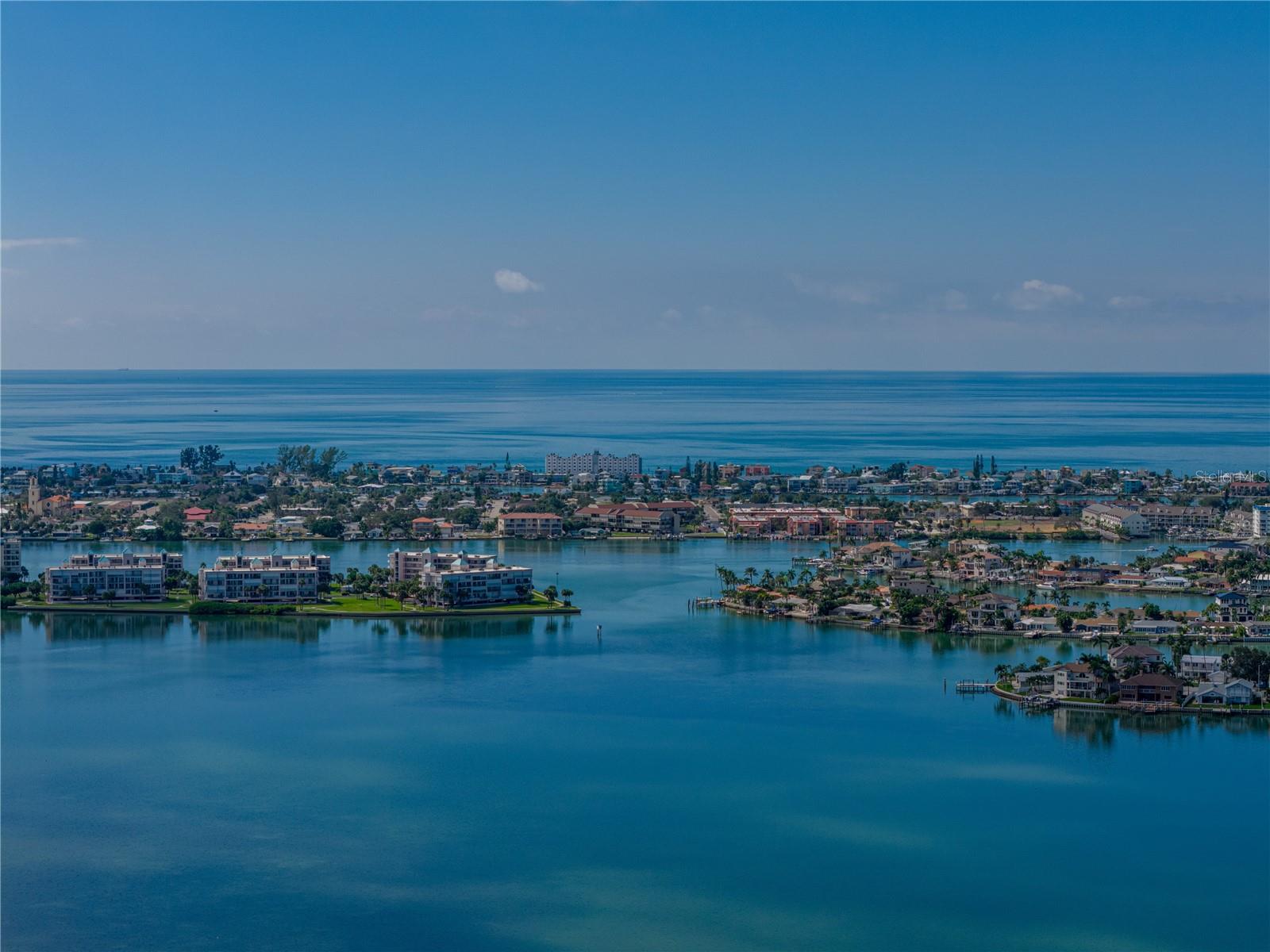 Image 40 of 63 For 1170 Rue Des Chateaux  1a