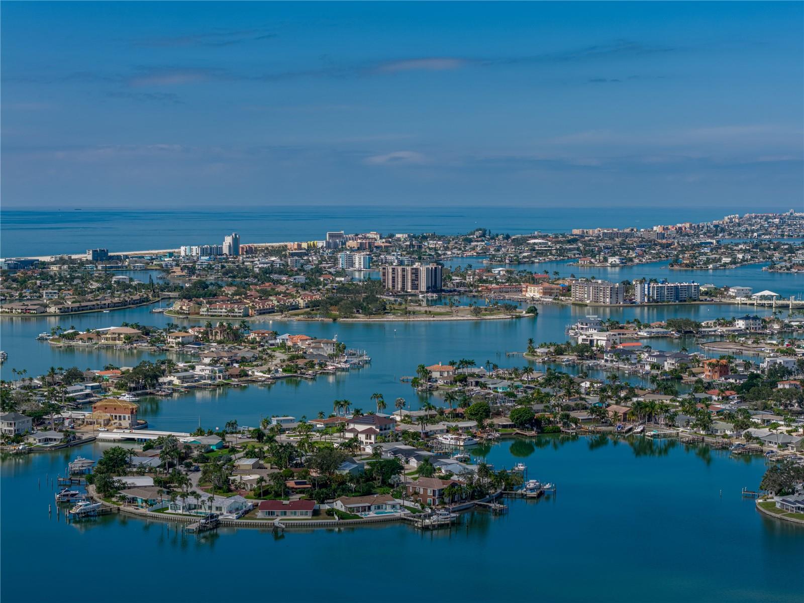 Image 43 of 63 For 1170 Rue Des Chateaux  1a