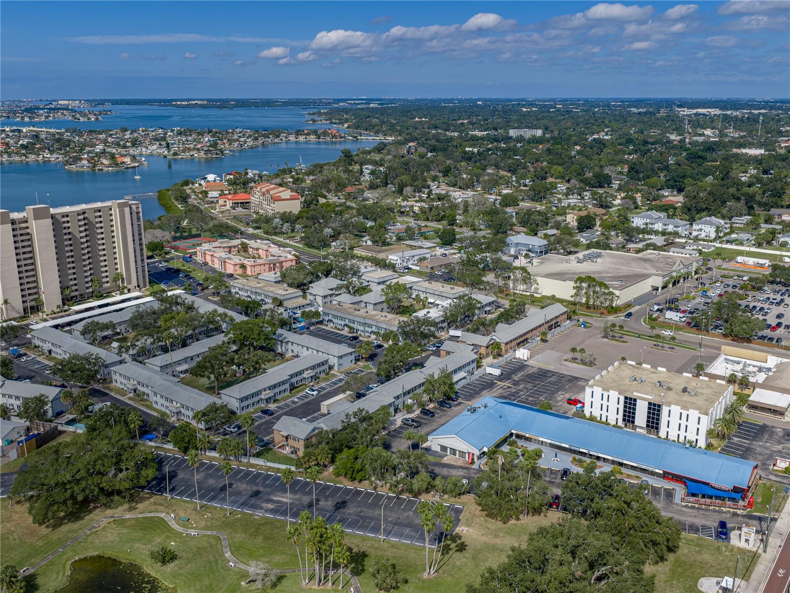 Image 50 of 63 For 1170 Rue Des Chateaux  1a