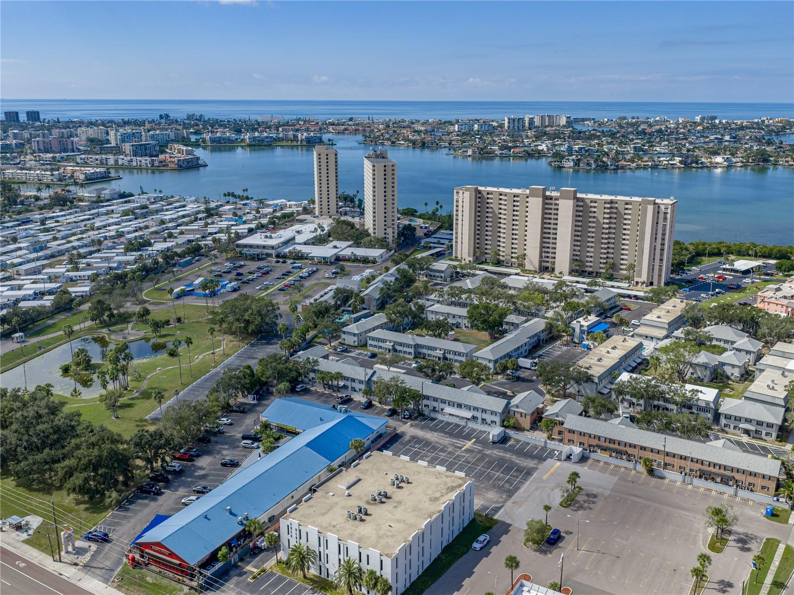 Image 53 of 63 For 1170 Rue Des Chateaux  1a