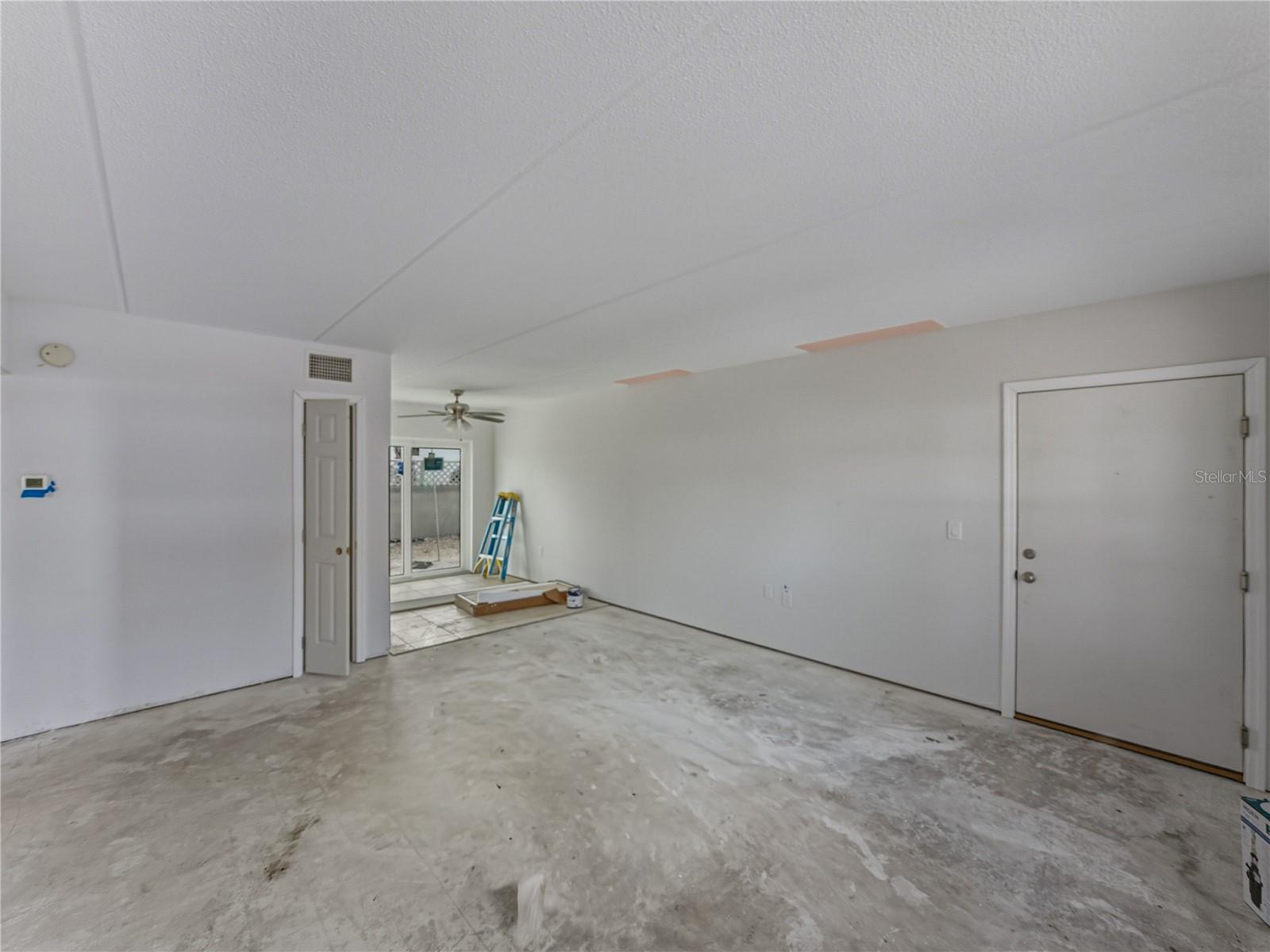 Image 7 of 63 For 1170 Rue Des Chateaux  1a