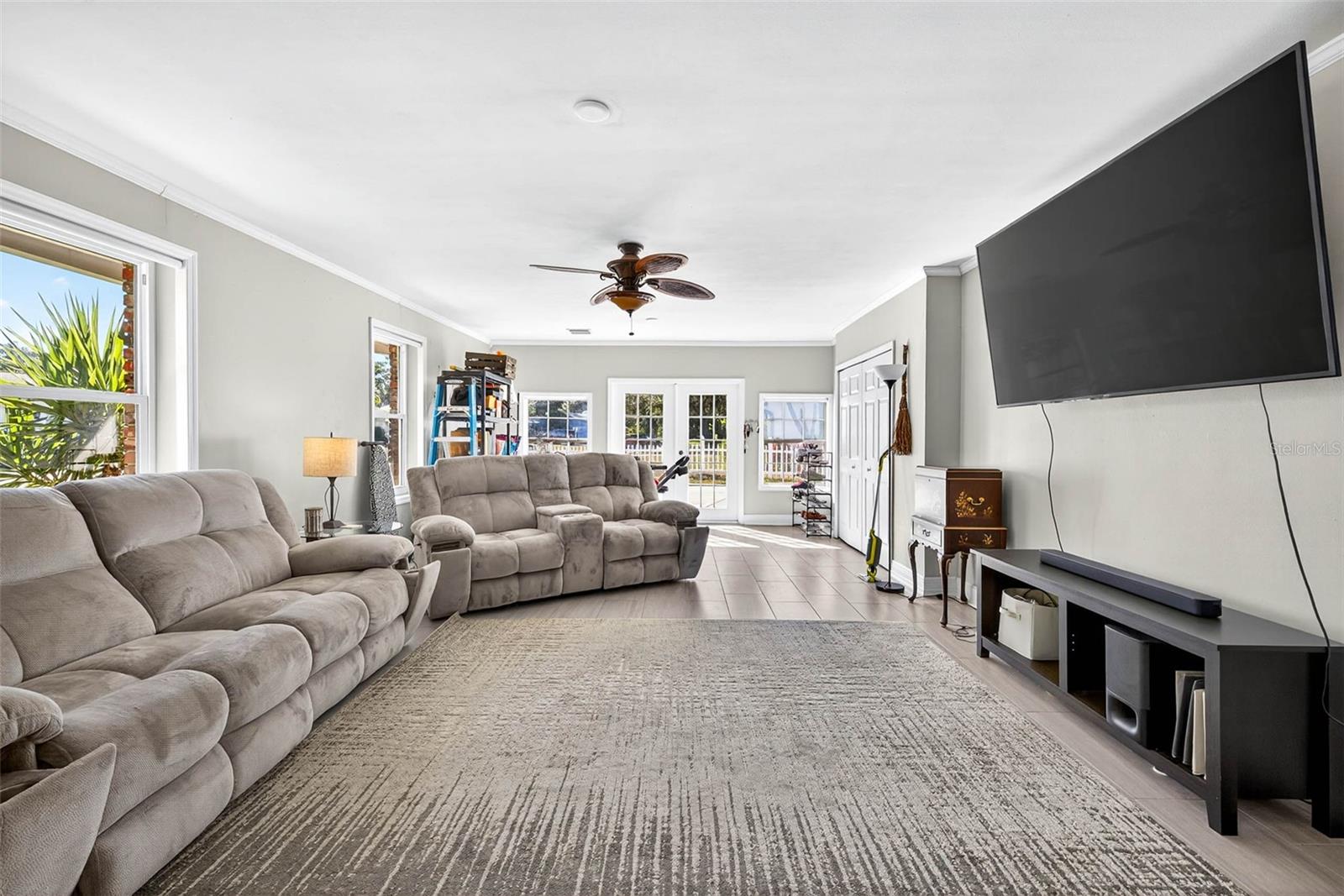 Image 21 of 44 For 13589 101st Terrace