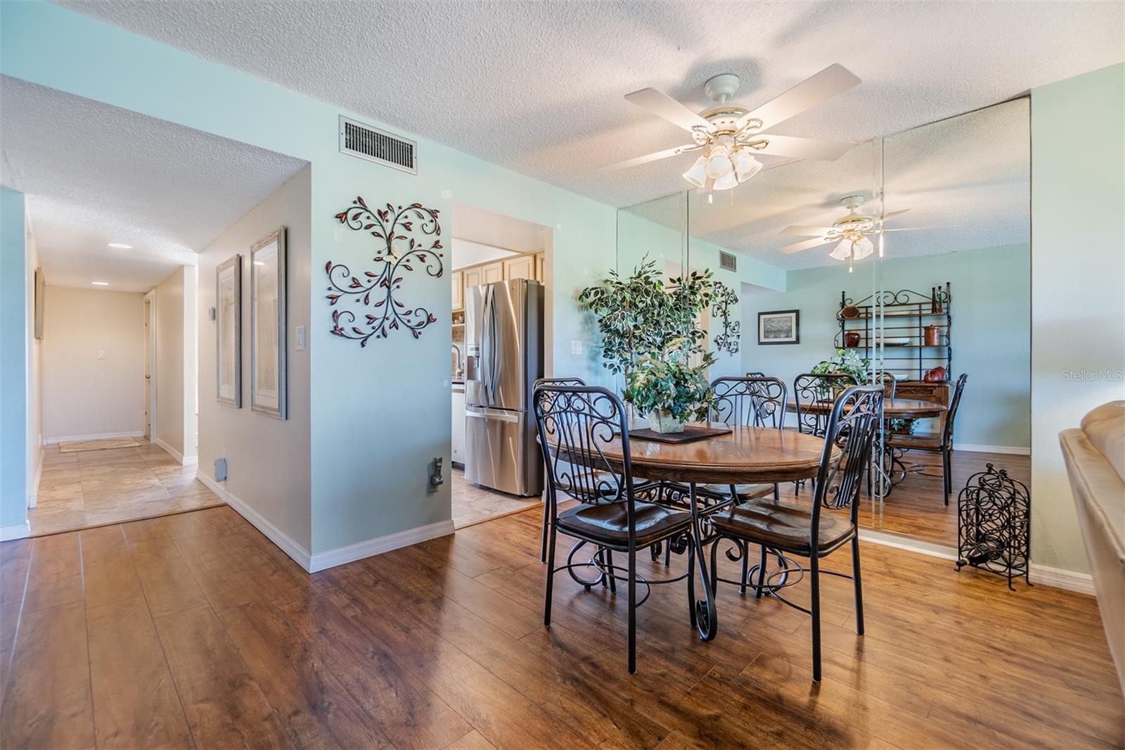 Image 10 of 48 For 2700 Cove Cay Drive 5g