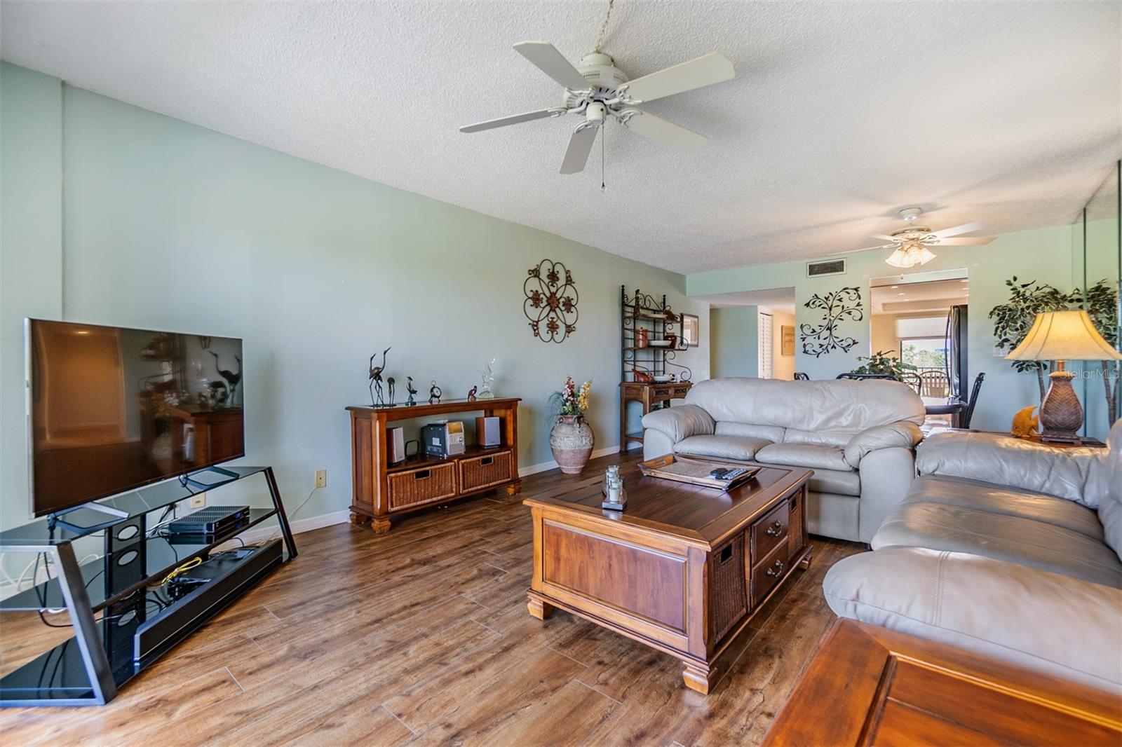 Image 13 of 48 For 2700 Cove Cay Drive 5g