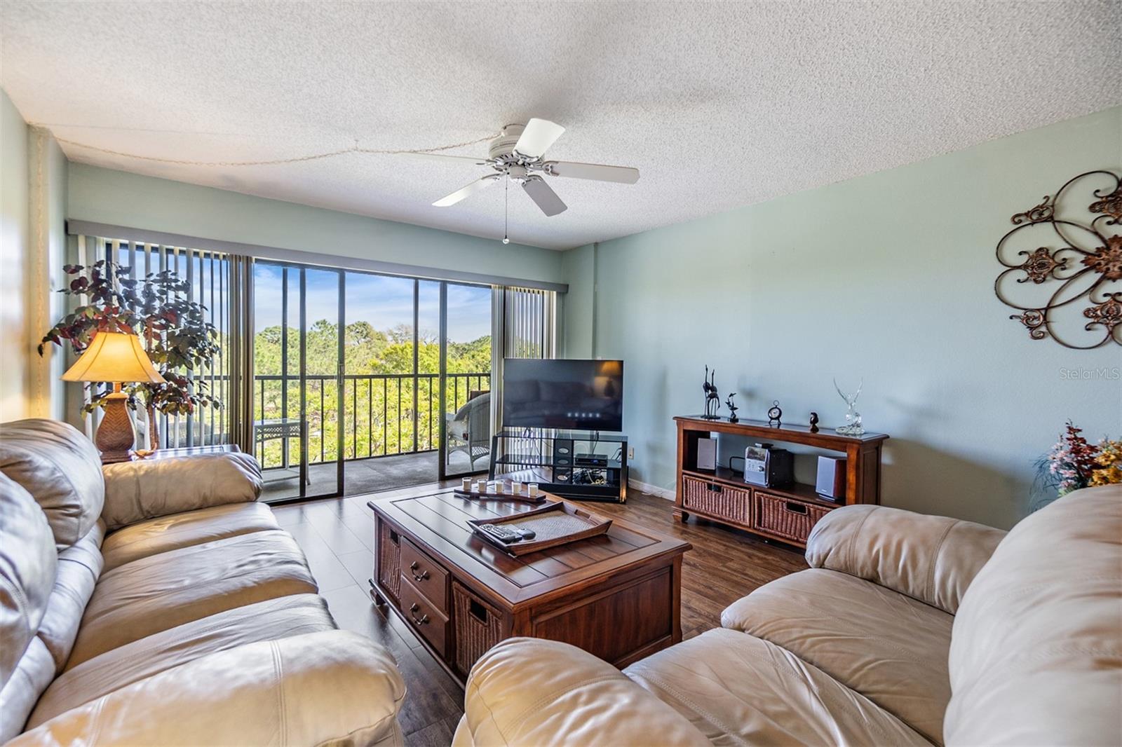 Image 14 of 48 For 2700 Cove Cay Drive 5g