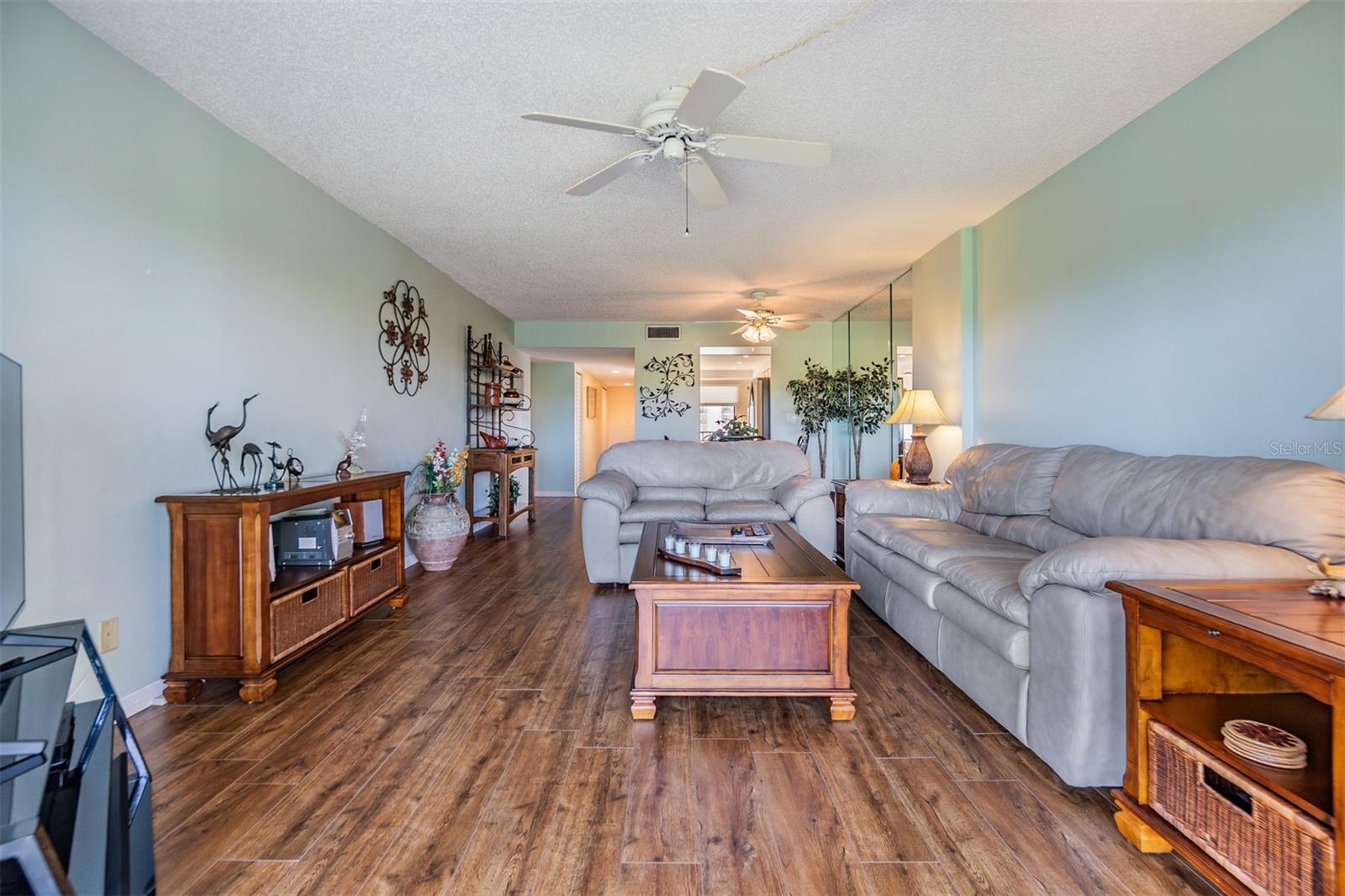 Image 15 of 48 For 2700 Cove Cay Drive 5g