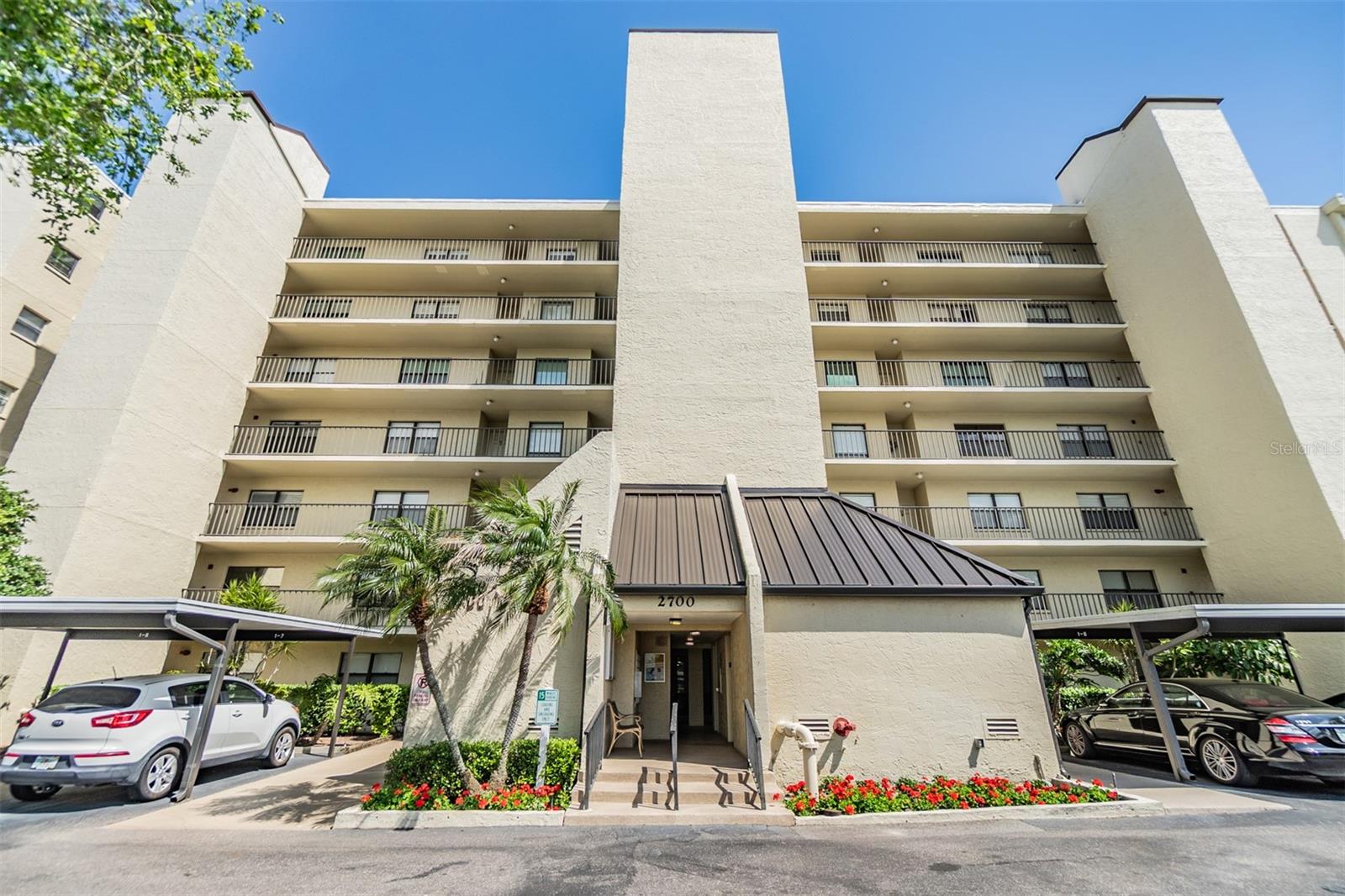 Image 26 of 48 For 2700 Cove Cay Drive 5g