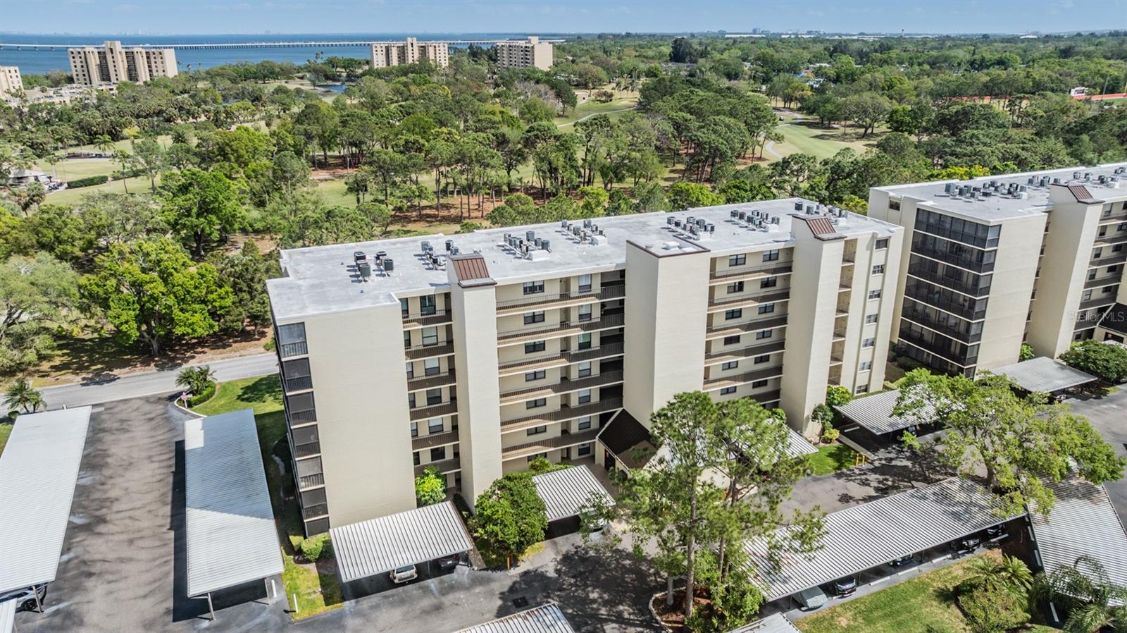 Image 33 of 48 For 2700 Cove Cay Drive 5g