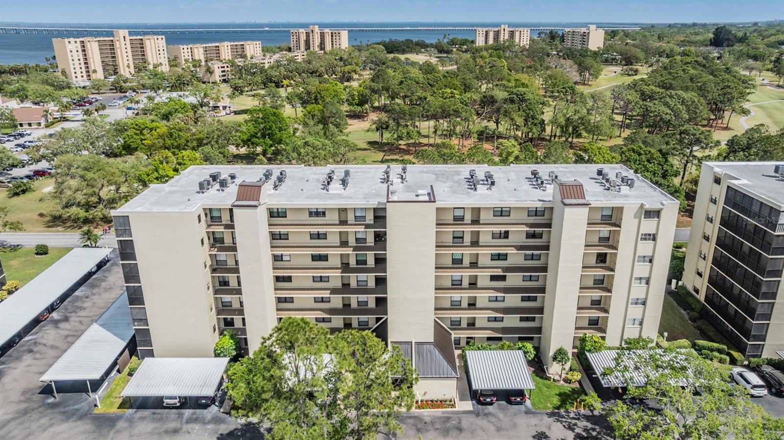 Image 34 of 48 For 2700 Cove Cay Drive 5g