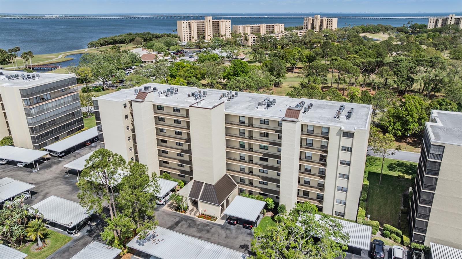 Image 35 of 48 For 2700 Cove Cay Drive 5g