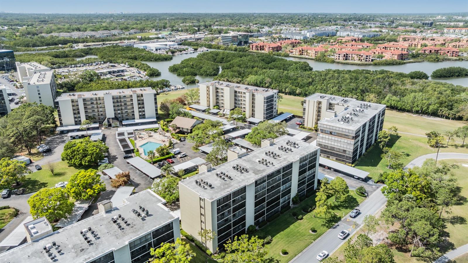 Image 39 of 48 For 2700 Cove Cay Drive 5g