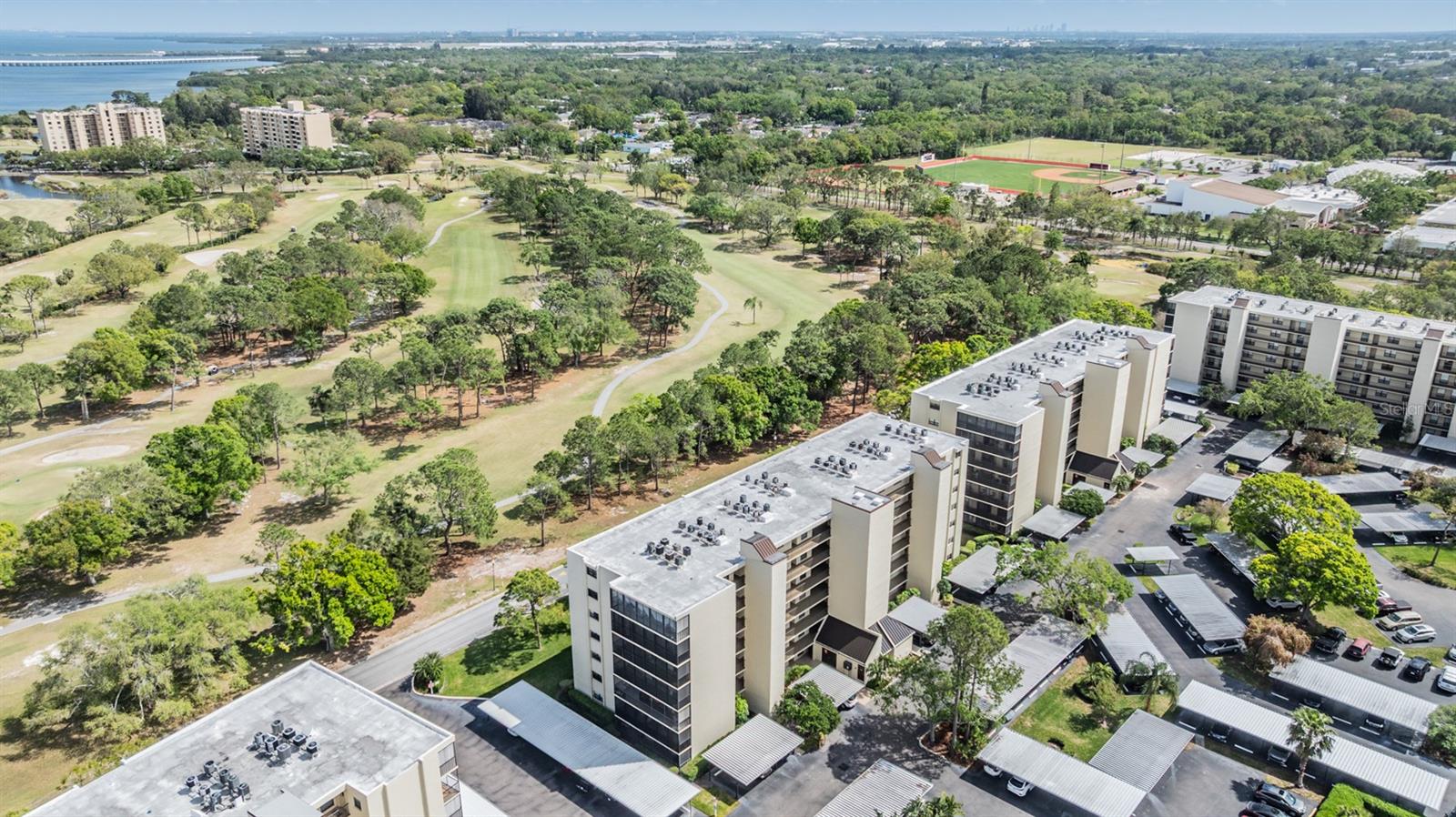 Image 43 of 48 For 2700 Cove Cay Drive 5g