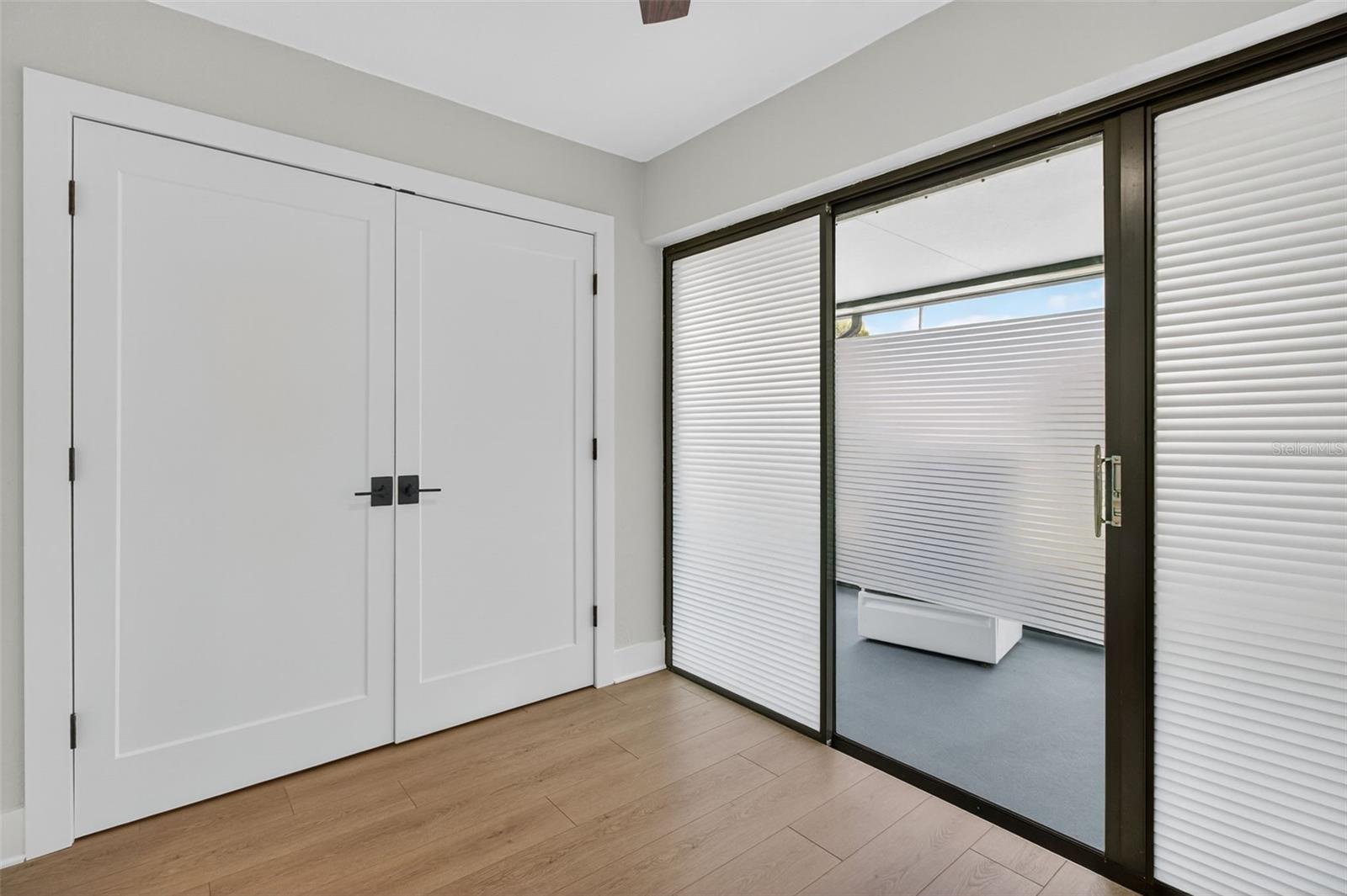 Image 13 of 37 For 7360 Ulmerton Road 30e