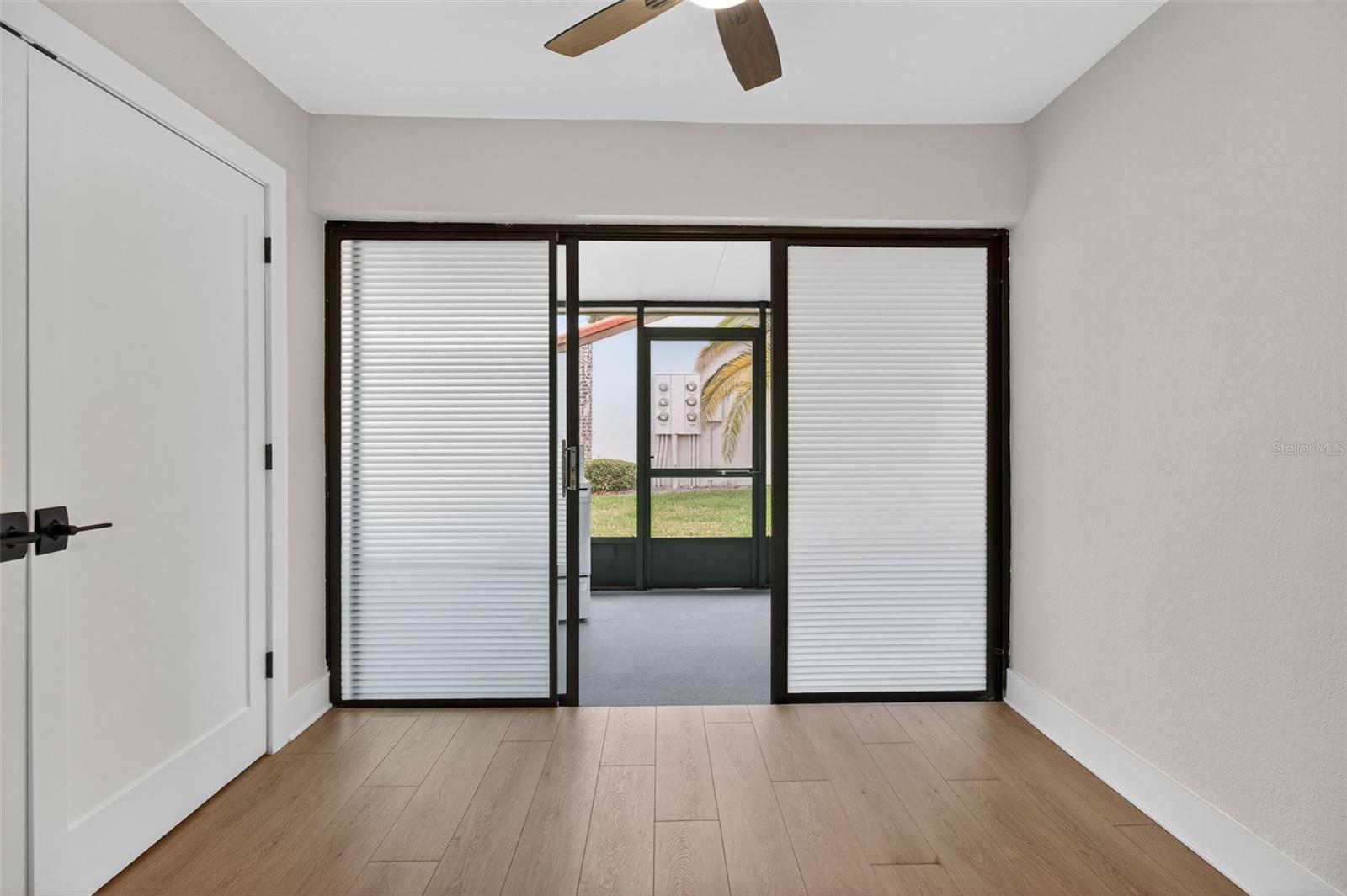 Image 15 of 37 For 7360 Ulmerton Road 30e