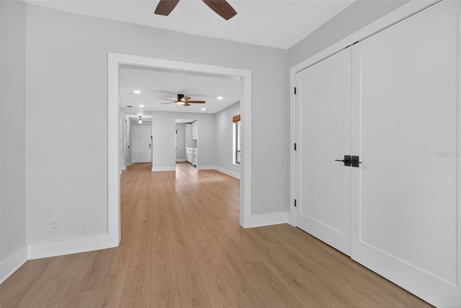 Image 16 of 37 For 7360 Ulmerton Road 30e