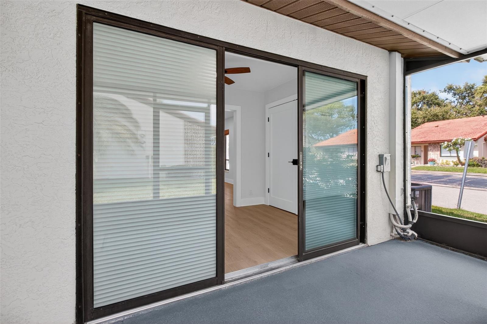 Image 18 of 37 For 7360 Ulmerton Road 30e