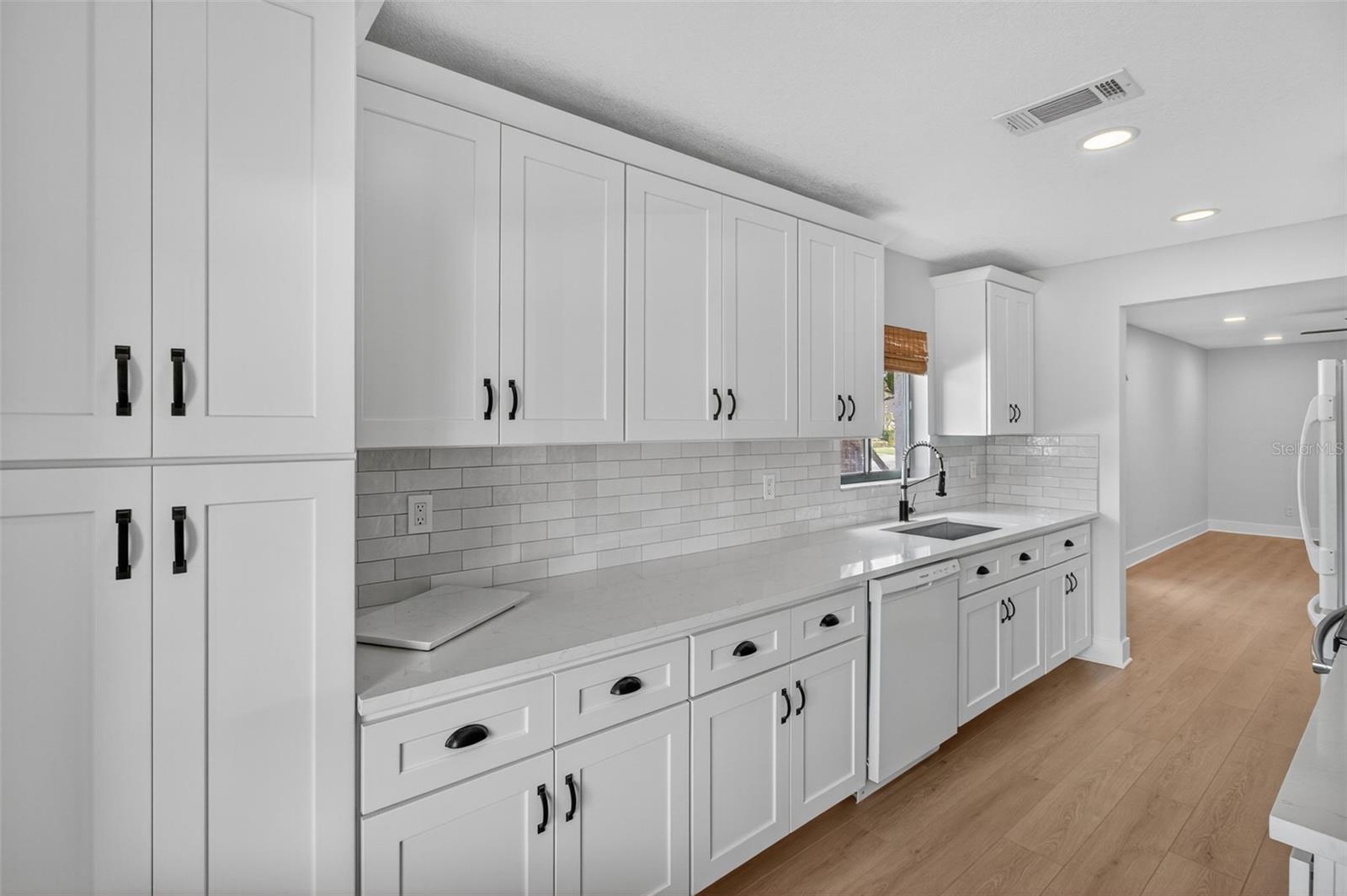 Image 3 of 37 For 7360 Ulmerton Road 30e