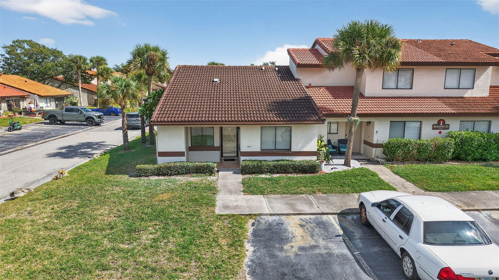 Image 30 of 37 For 7360 Ulmerton Road 30e