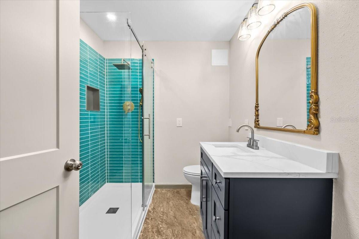 Image 20 of 57 For 4880 Shell Stream Boulevard