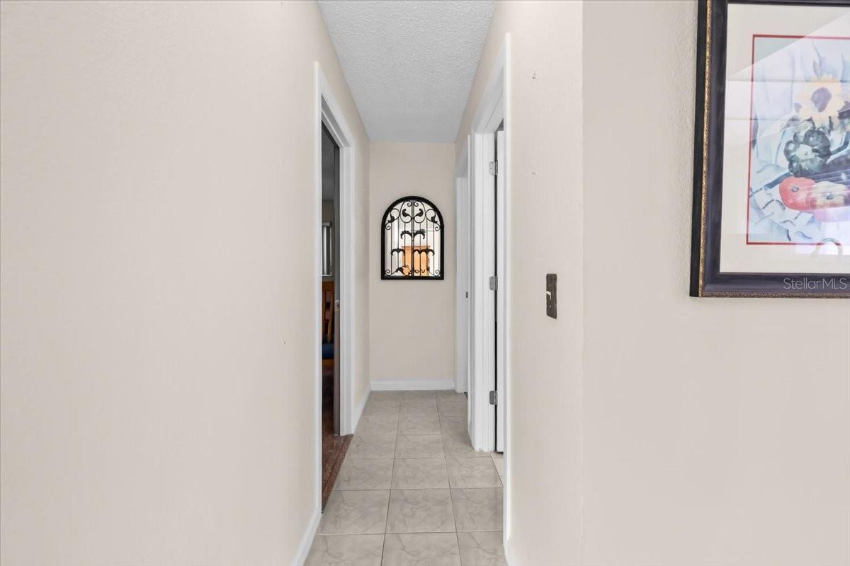 Image 21 of 57 For 4880 Shell Stream Boulevard