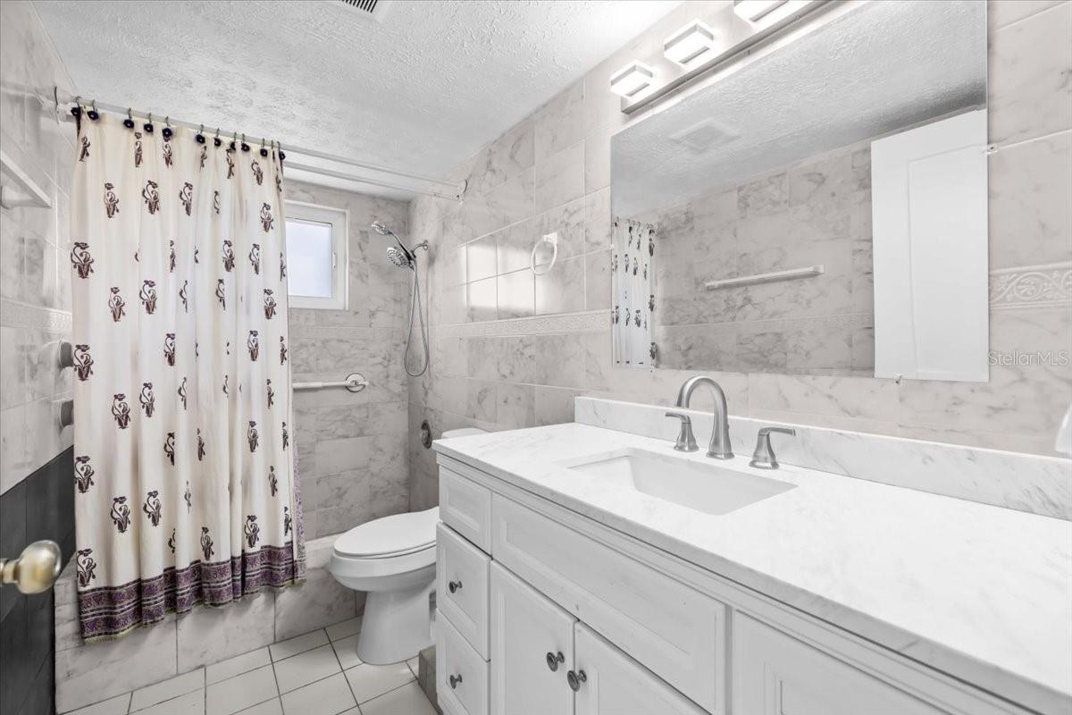 Image 22 of 57 For 4880 Shell Stream Boulevard