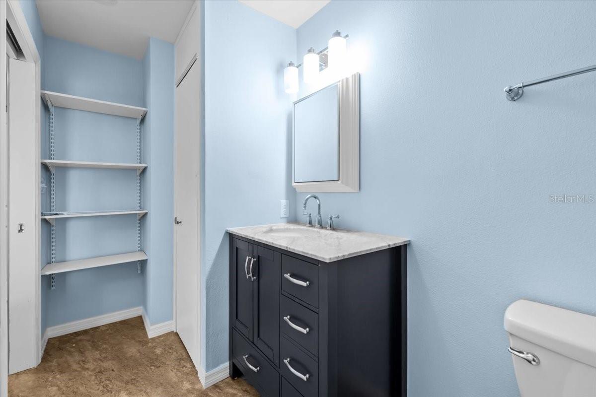 Image 31 of 57 For 4880 Shell Stream Boulevard