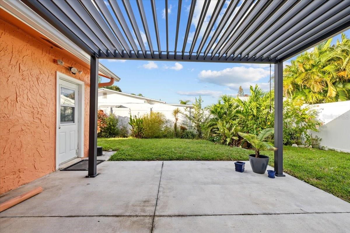 Image 34 of 57 For 4880 Shell Stream Boulevard