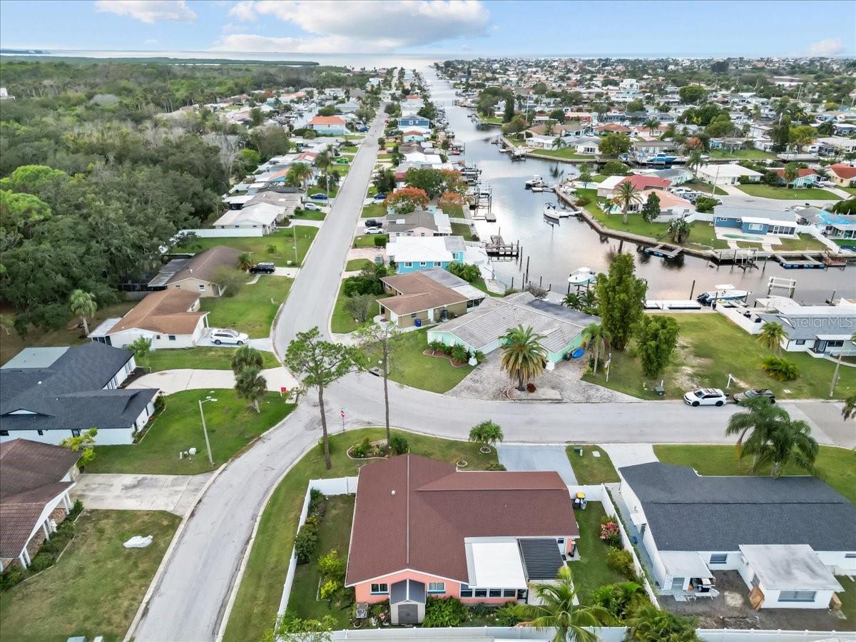 Image 36 of 57 For 4880 Shell Stream Boulevard