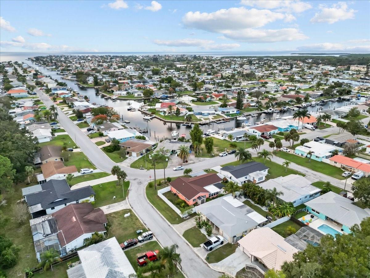 Image 37 of 57 For 4880 Shell Stream Boulevard