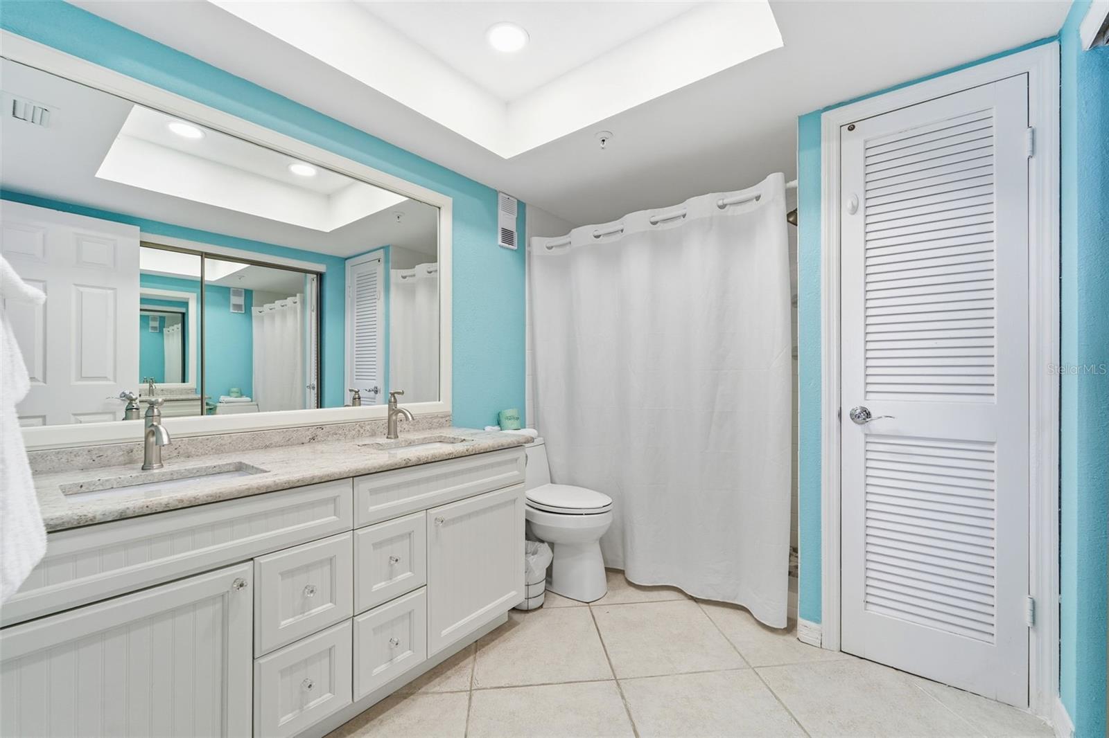 Image 14 of 36 For 17200 Gulf Boulevard 503