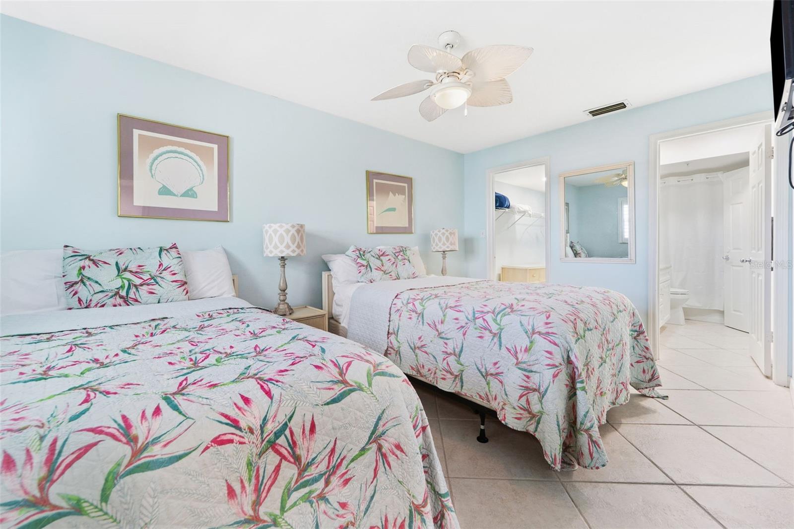 Image 16 of 36 For 17200 Gulf Boulevard 503